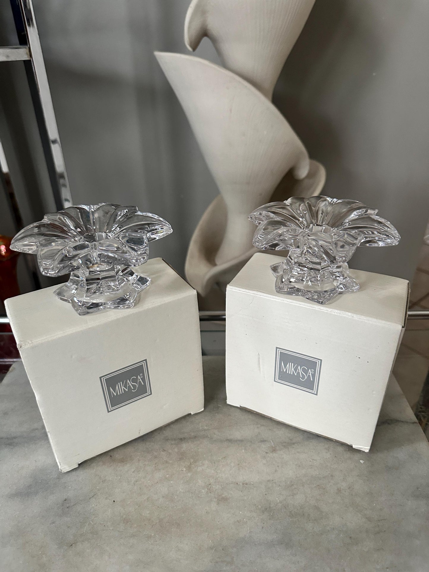 Vintage Mikasa Sunpetals Crystal Candlestick Holders (Pair) – Floral Petal Design