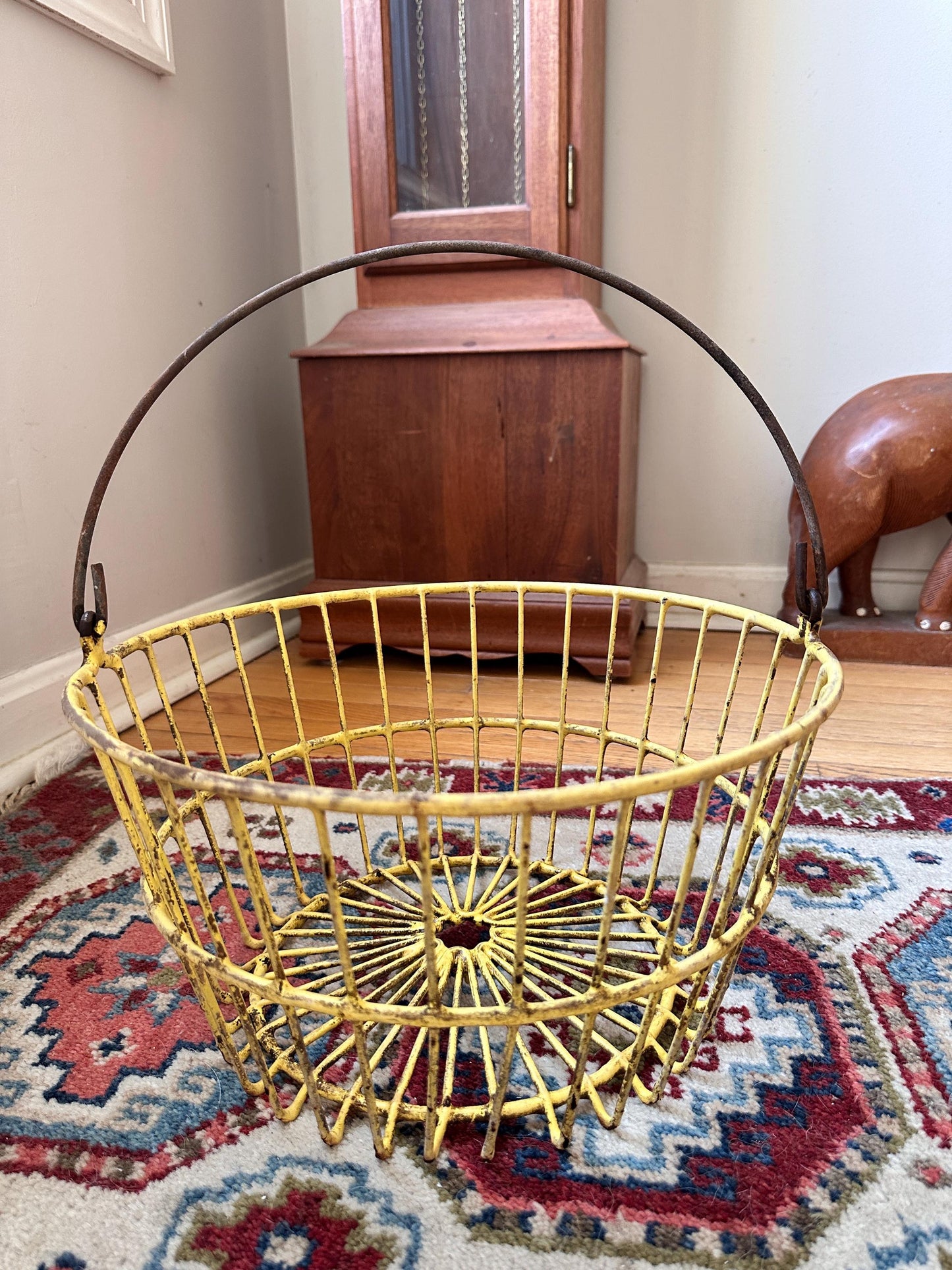 Vintage Yellow Wire Basket: Rustic Farmhouse Egg Carrier, Galvanized Metal (13.5" Across)