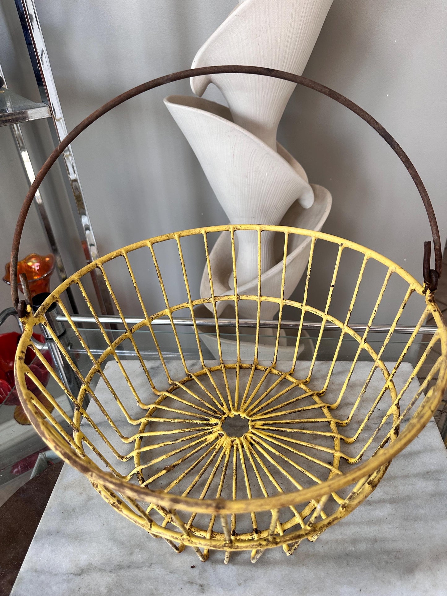 Vintage Yellow Wire Basket: Rustic Farmhouse Egg Carrier, Galvanized Metal (13.5" Across)