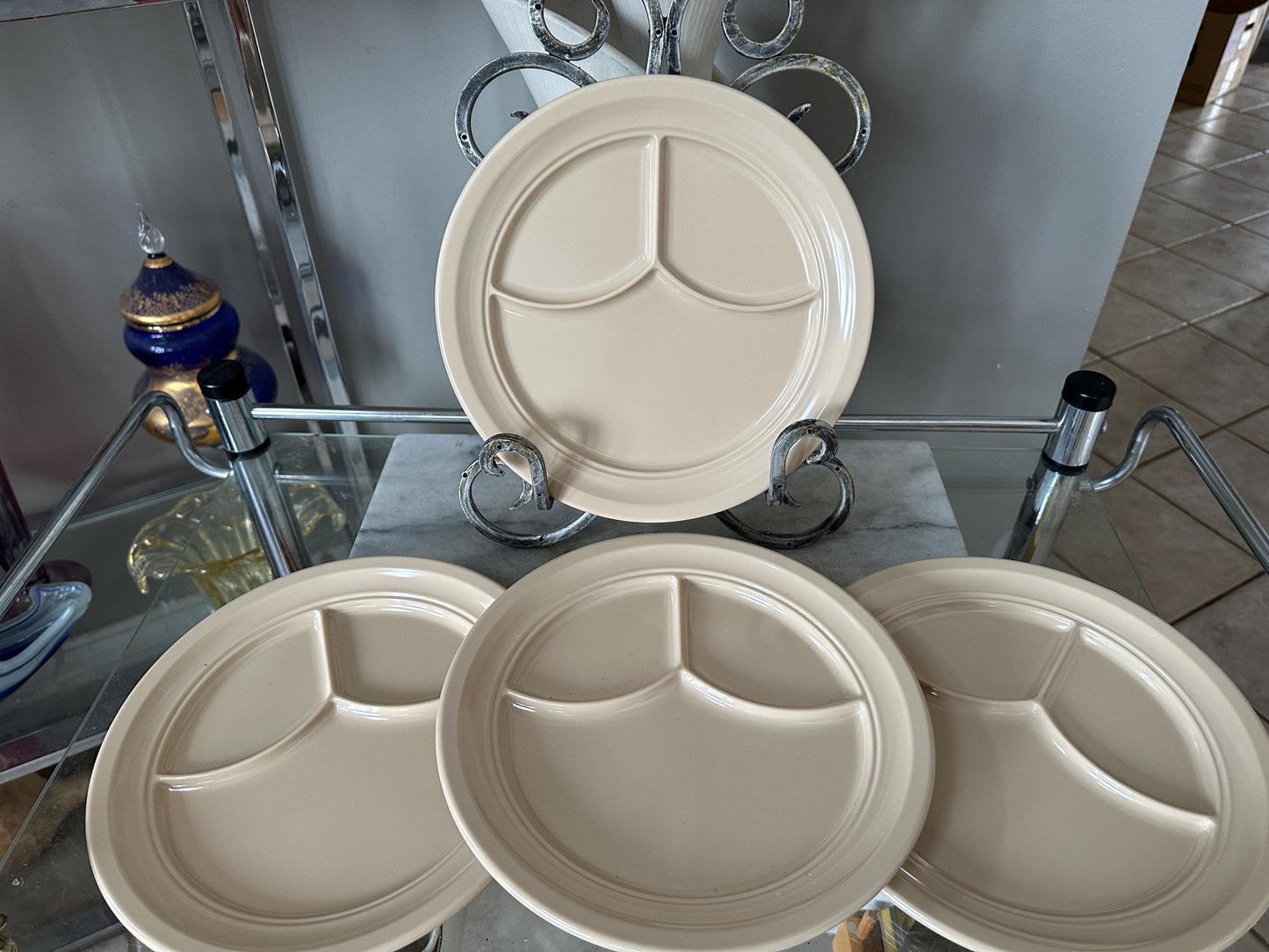 Vintage Dallasware Divided Plates | Tan Melamine Melmac Divided Dishes | Set of 4 | MCM Dinnerware | Retro Camping Dishes