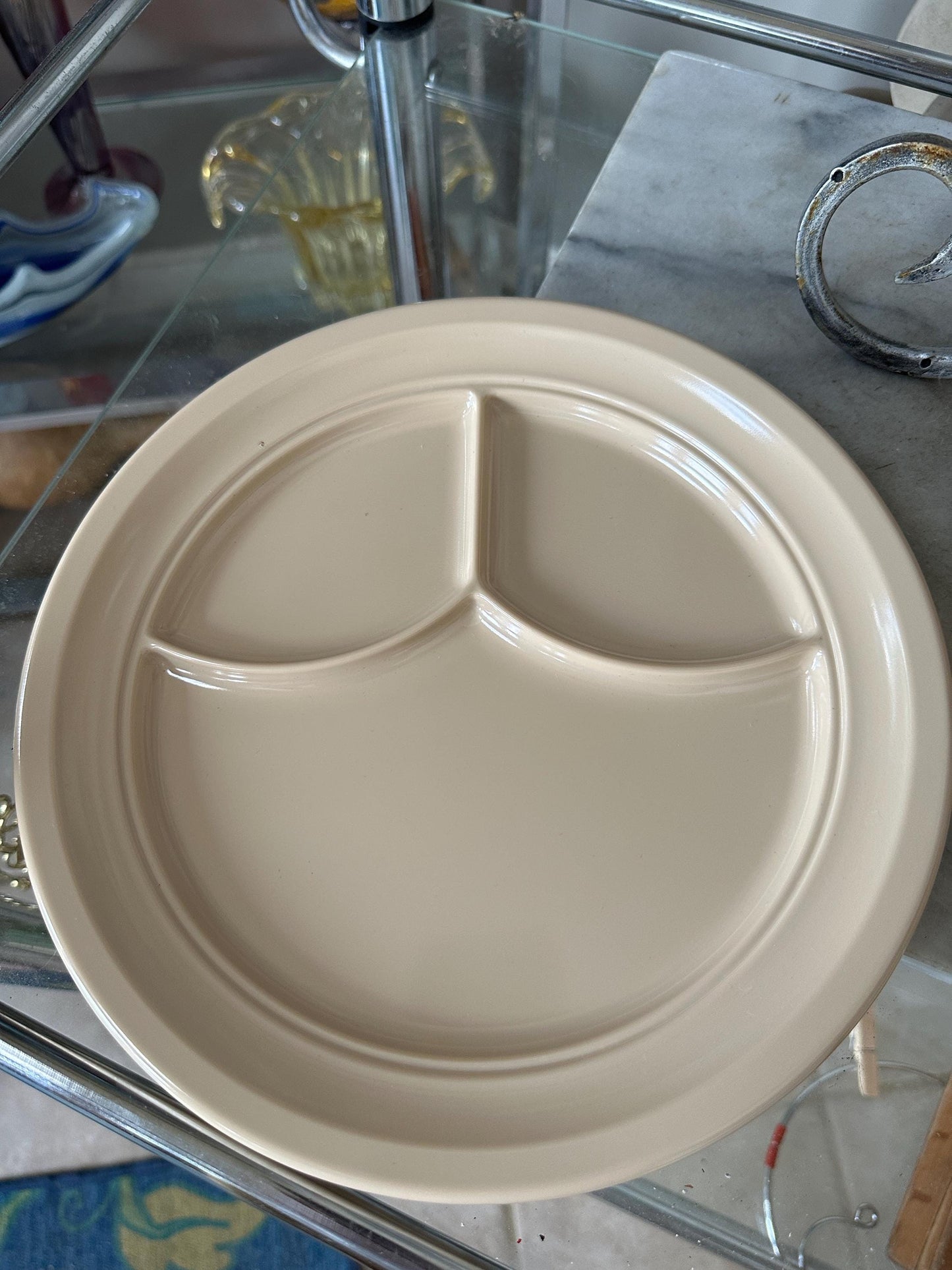 Vintage Dallasware Divided Plates | Tan Melamine Melmac Divided Dishes | Set of 4 | MCM Dinnerware | Retro Camping Dishes