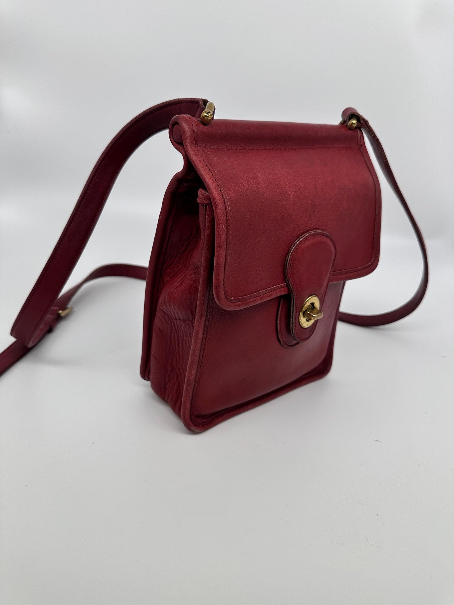 COACH Vintage Red Murphy Shoulder Crossbody Bag USA 9930 RARE | Creed/Setial Number Present