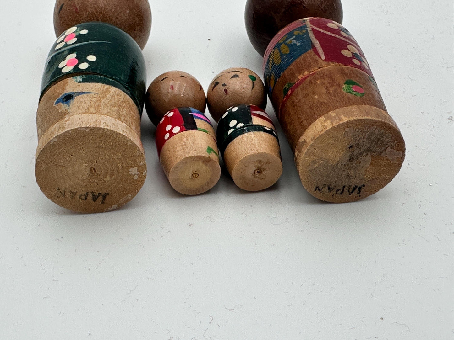 Vintage Wood Kokeshi Couple W/child Nodder Heads Hand Painted Stash Boxes Japan