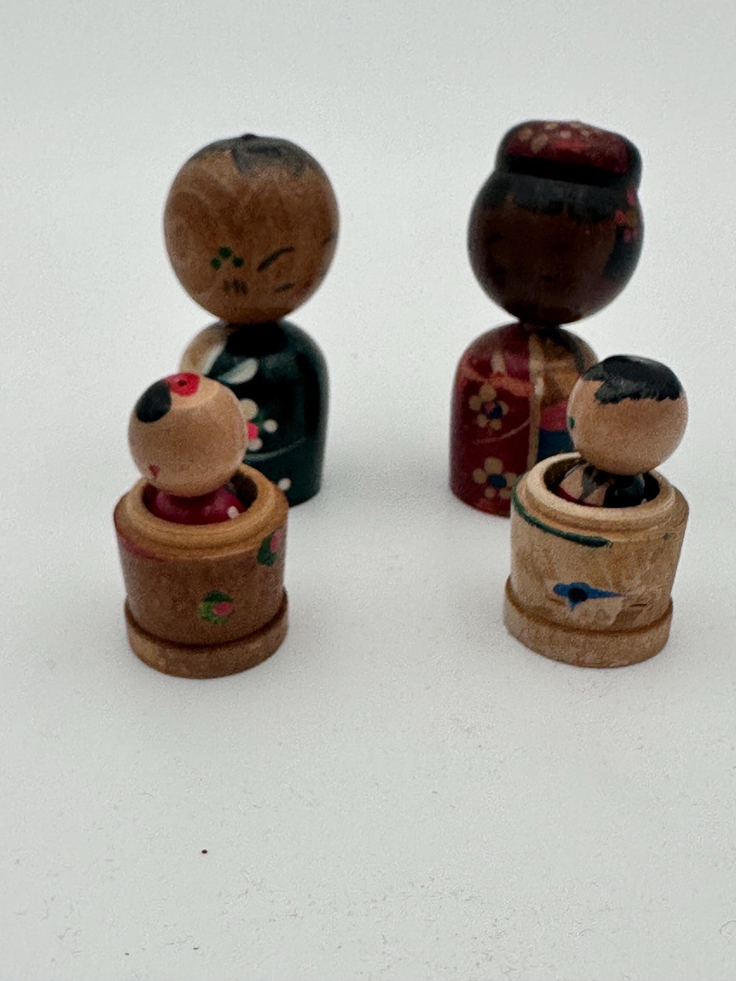 Vintage Wood Kokeshi Couple W/child Nodder Heads Hand Painted Stash Boxes Japan