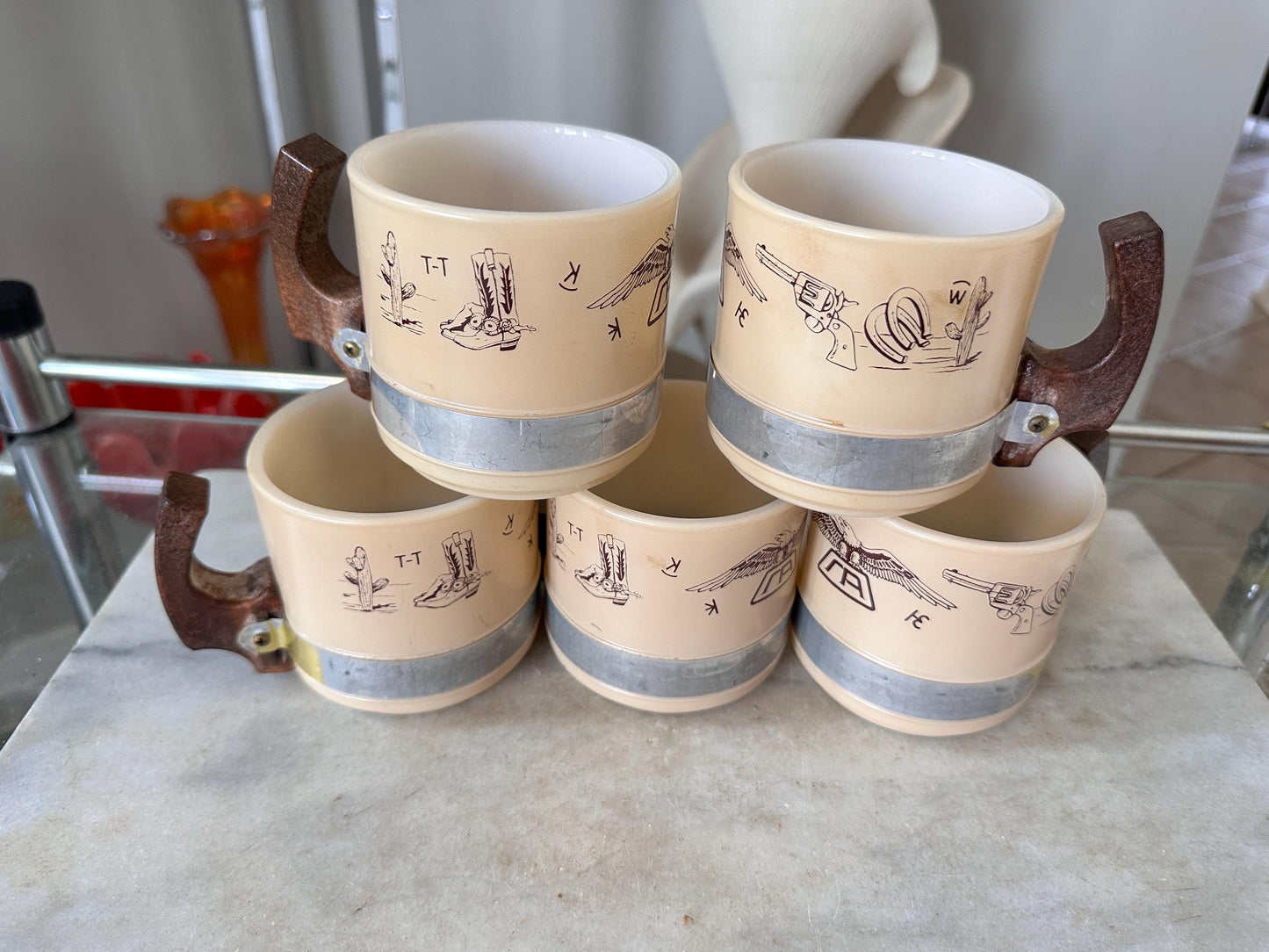 Vintage Siesta Ware Southwestern Milk Glass Mugs (Set of 5) – MCM Wooden Handle Kitchenalia