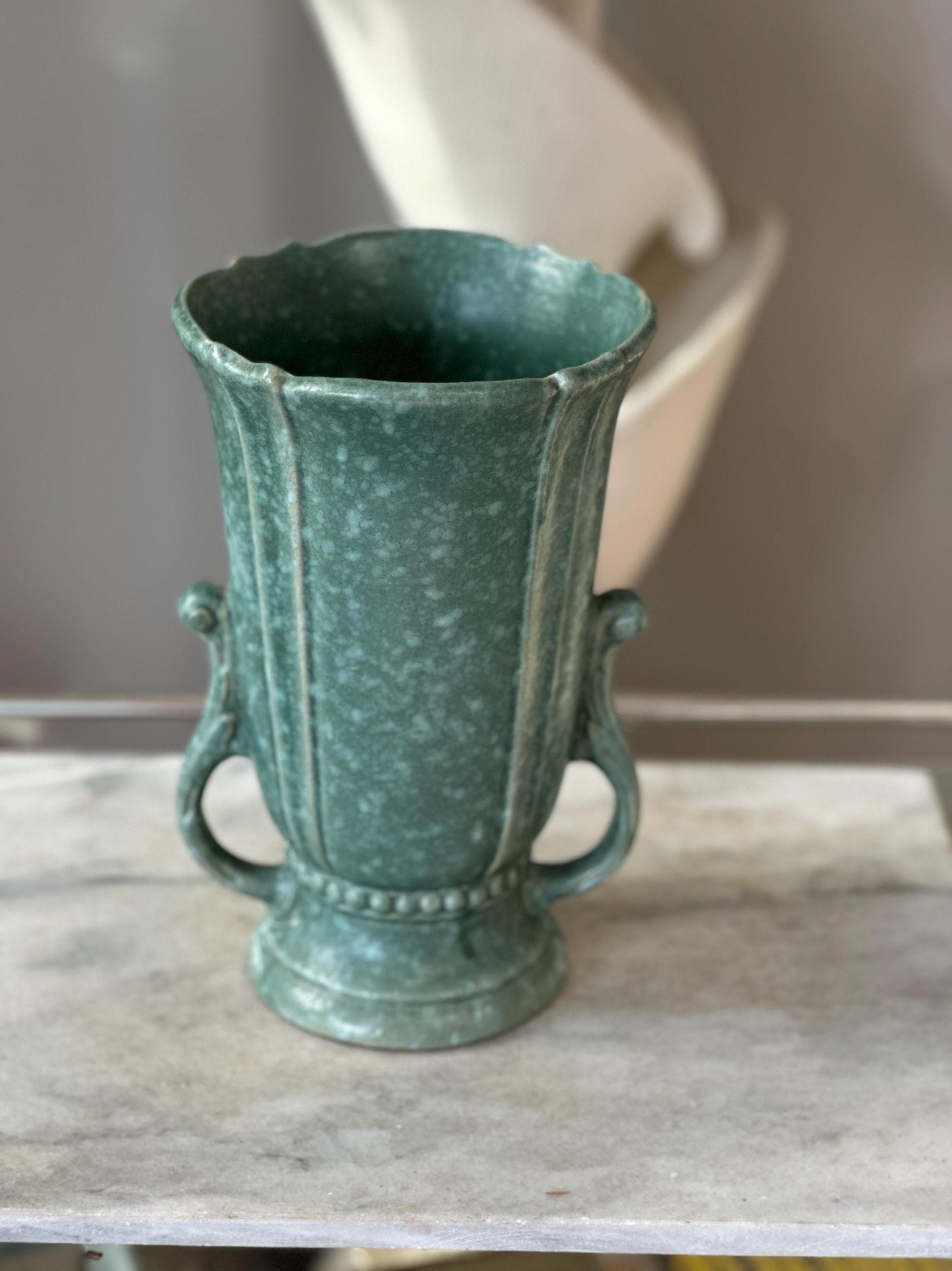 Vintage Robinson Ransbottom Victoria Green Marbled Vase – Art Deco Handled Pottery