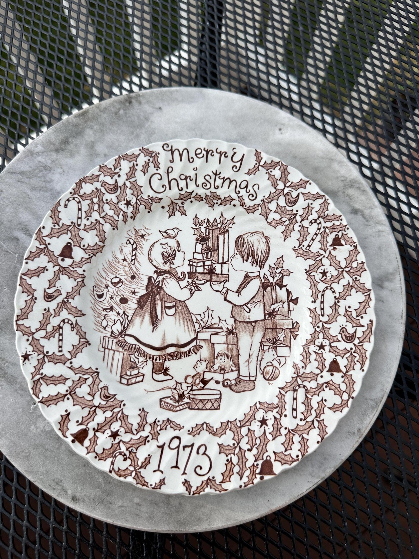 Vintage 1973 Royal Crownford Christmas Plate, Norma Sherman Art, England