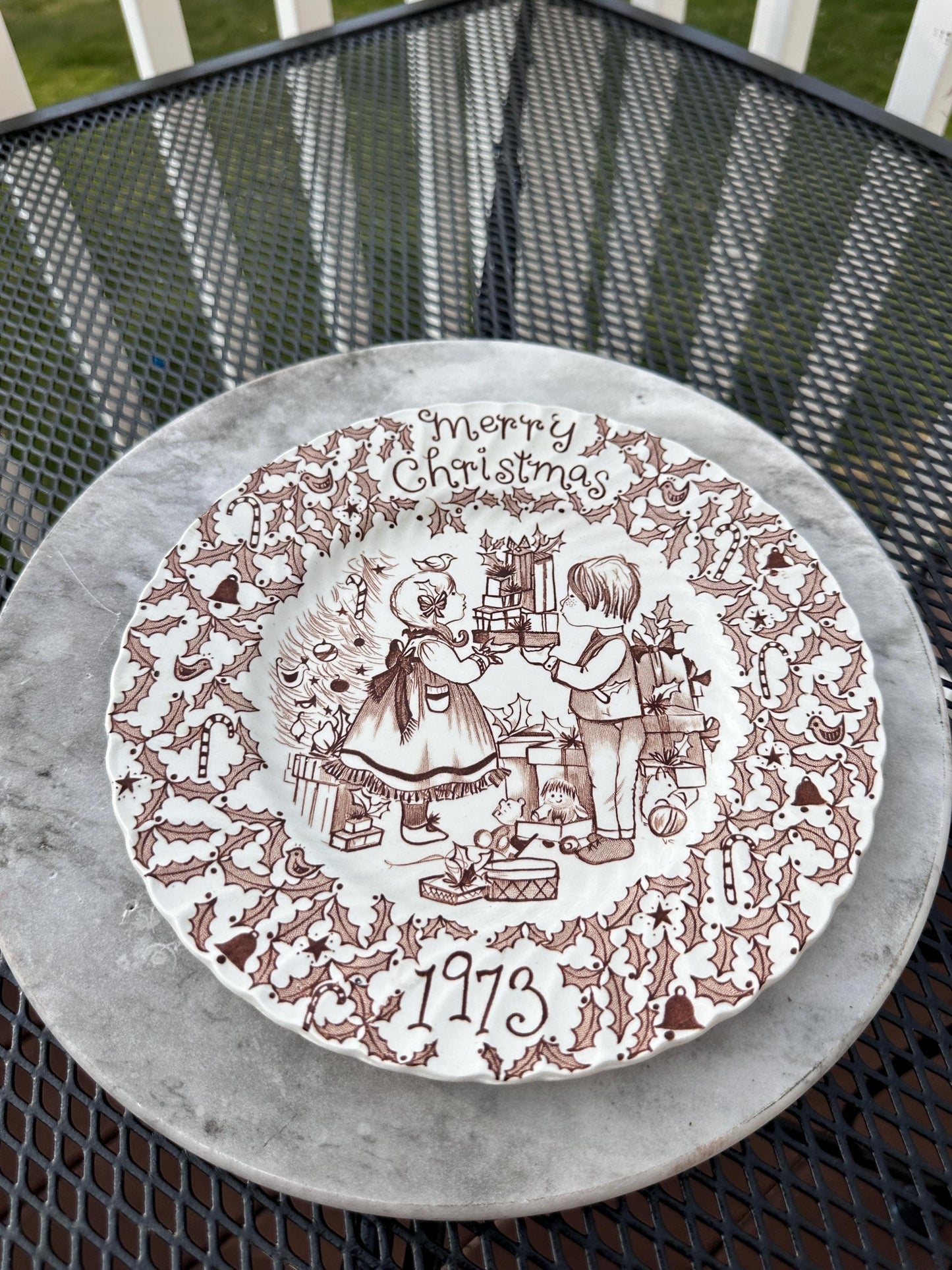 Vintage 1973 Royal Crownford Christmas Plate, Norma Sherman Art, England