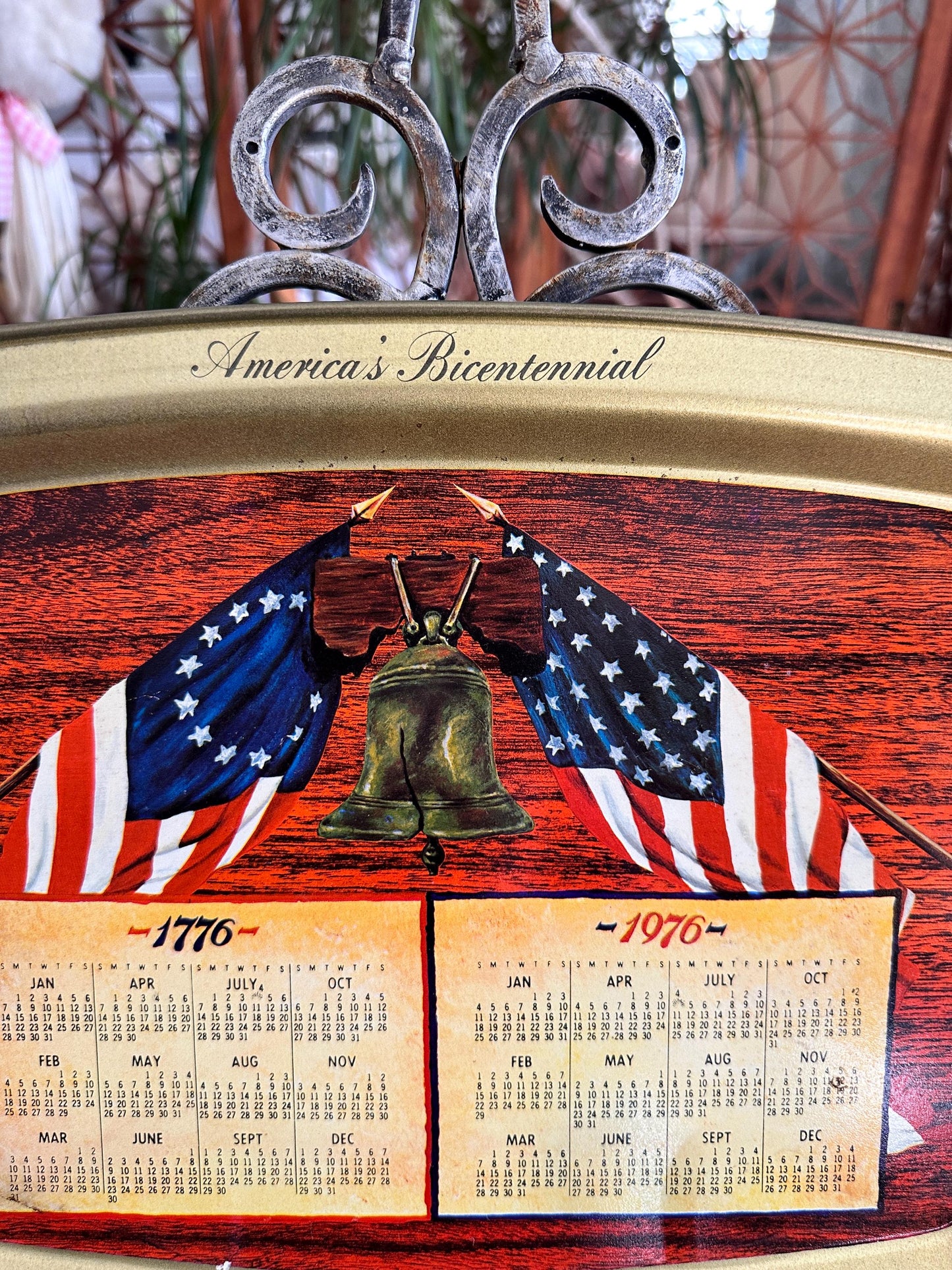 1976 Bicentennial Metal Serving Tray, Patriotic Calendar Kitchen Decor