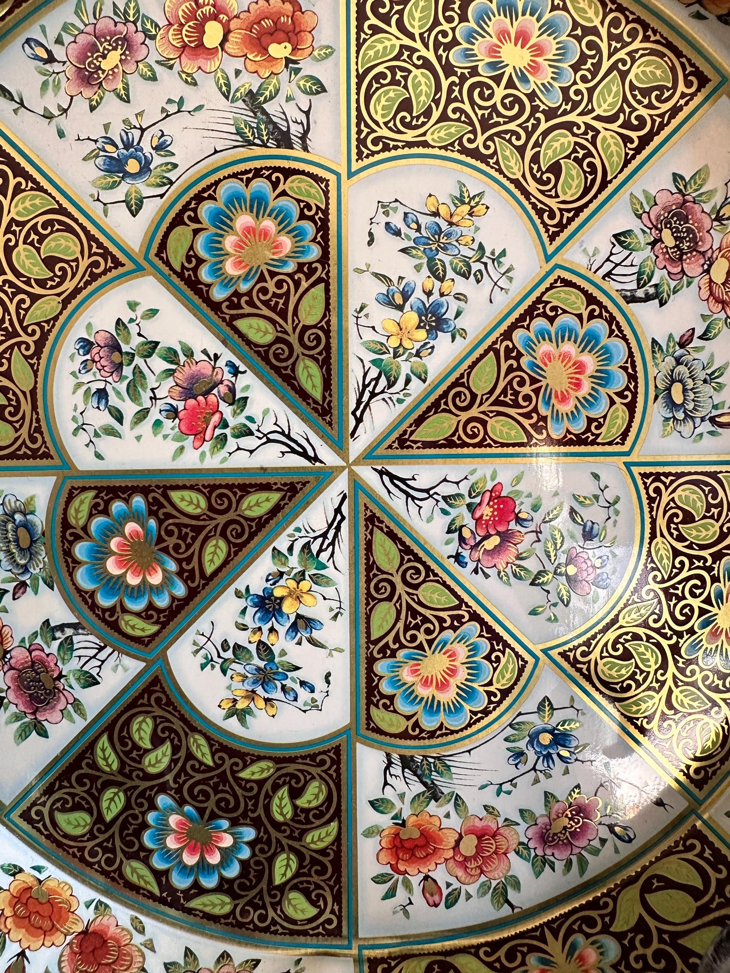 Vintage Daher Metal Tray: 1971 Floral Scroll Charger, English Tin Serving Plate