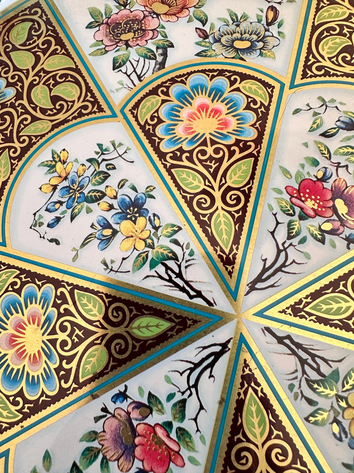 Vintage Daher Metal Tray: 1971 Floral Scroll Charger, English Tin Serving Plate