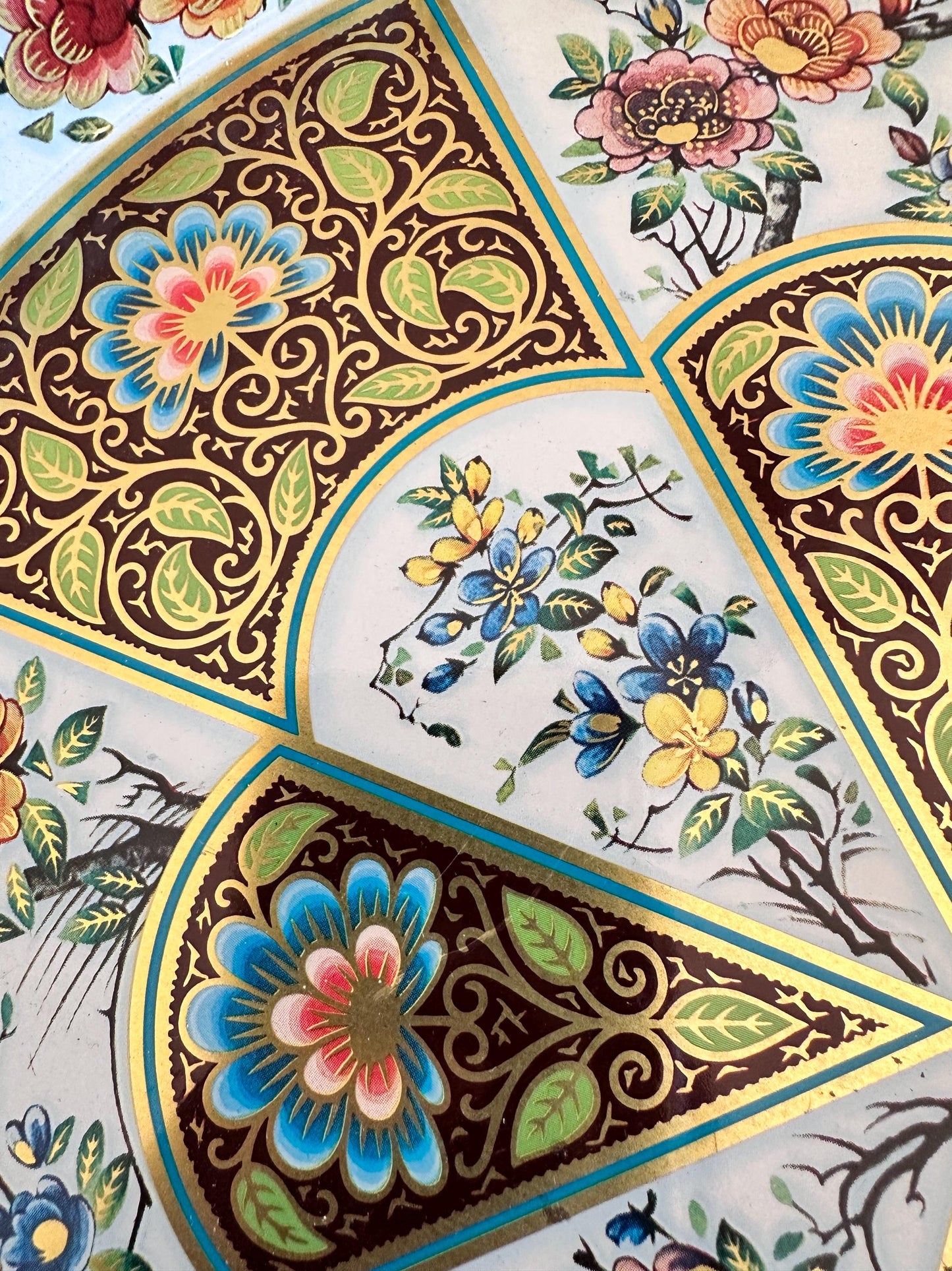 Vintage Daher Metal Tray: 1971 Floral Scroll Charger, English Tin Serving Plate