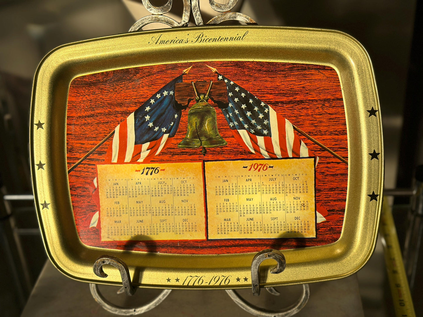 1976 Bicentennial Metal Serving Tray, Patriotic Calendar Kitchen Decor