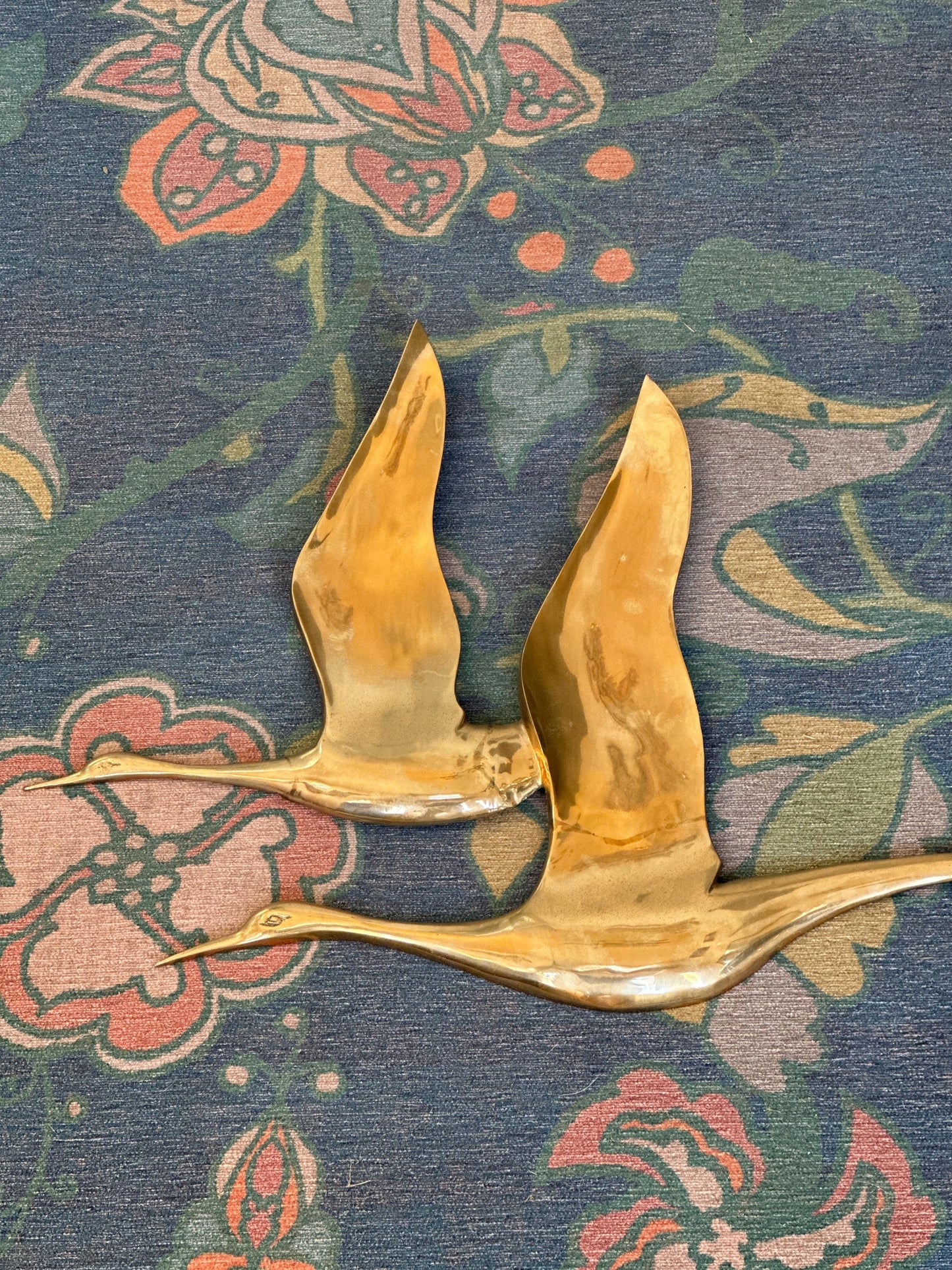 Vintage 1970s Brass Birds in Flight Wall Hanging | Large Mid Century Modern Brass Geese Sculpture | Hollywood Regency Wall Art | 24” x 19”