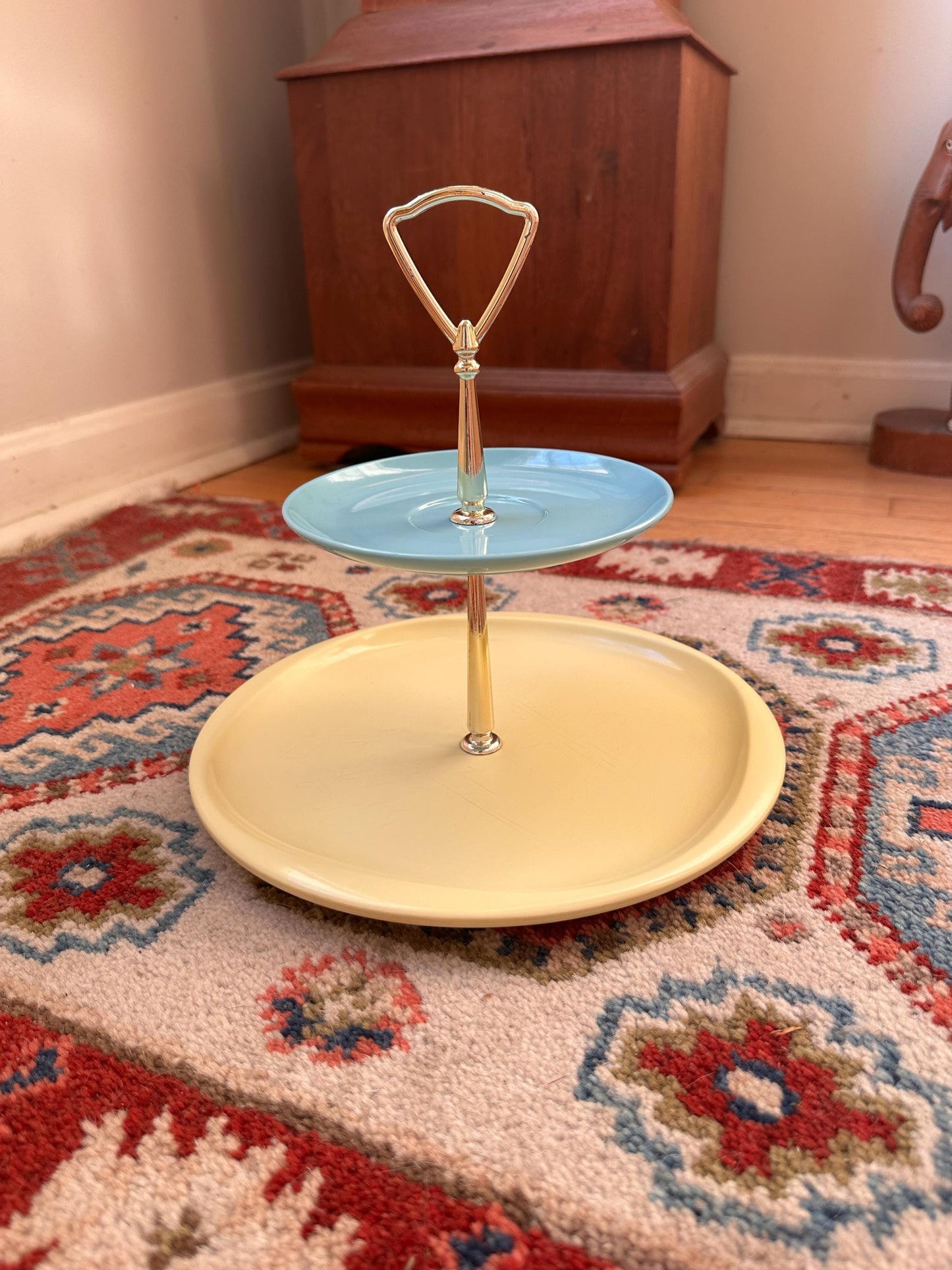 Handcrafted Vintage Boonton Melamine 2-Tier Serving Stand – Blue & Yellow Tidbit Tray – Mid-Century Modern Dessert Display