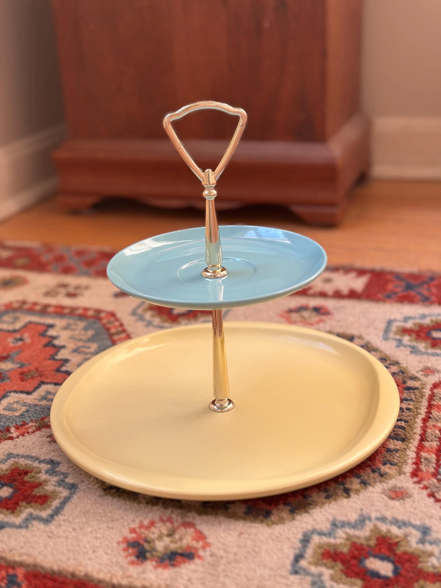 Handcrafted Vintage Boonton Melamine 2-Tier Serving Stand – Blue & Yellow Tidbit Tray – Mid-Century Modern Dessert Display
