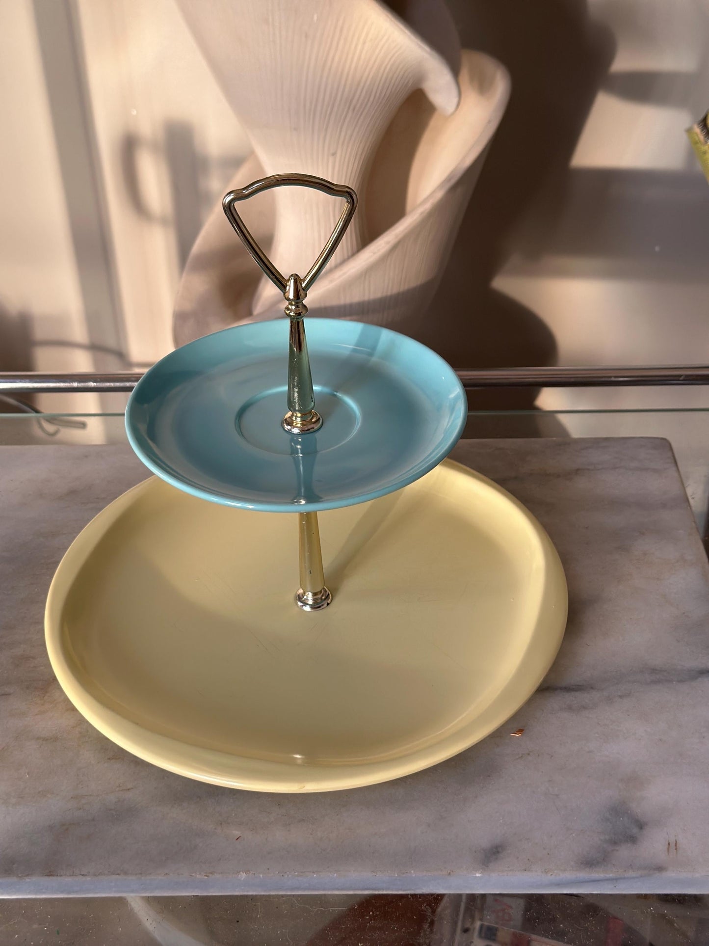 Handcrafted Vintage Boonton Melamine 2-Tier Serving Stand – Blue & Yellow Tidbit Tray – Mid-Century Modern Dessert Display