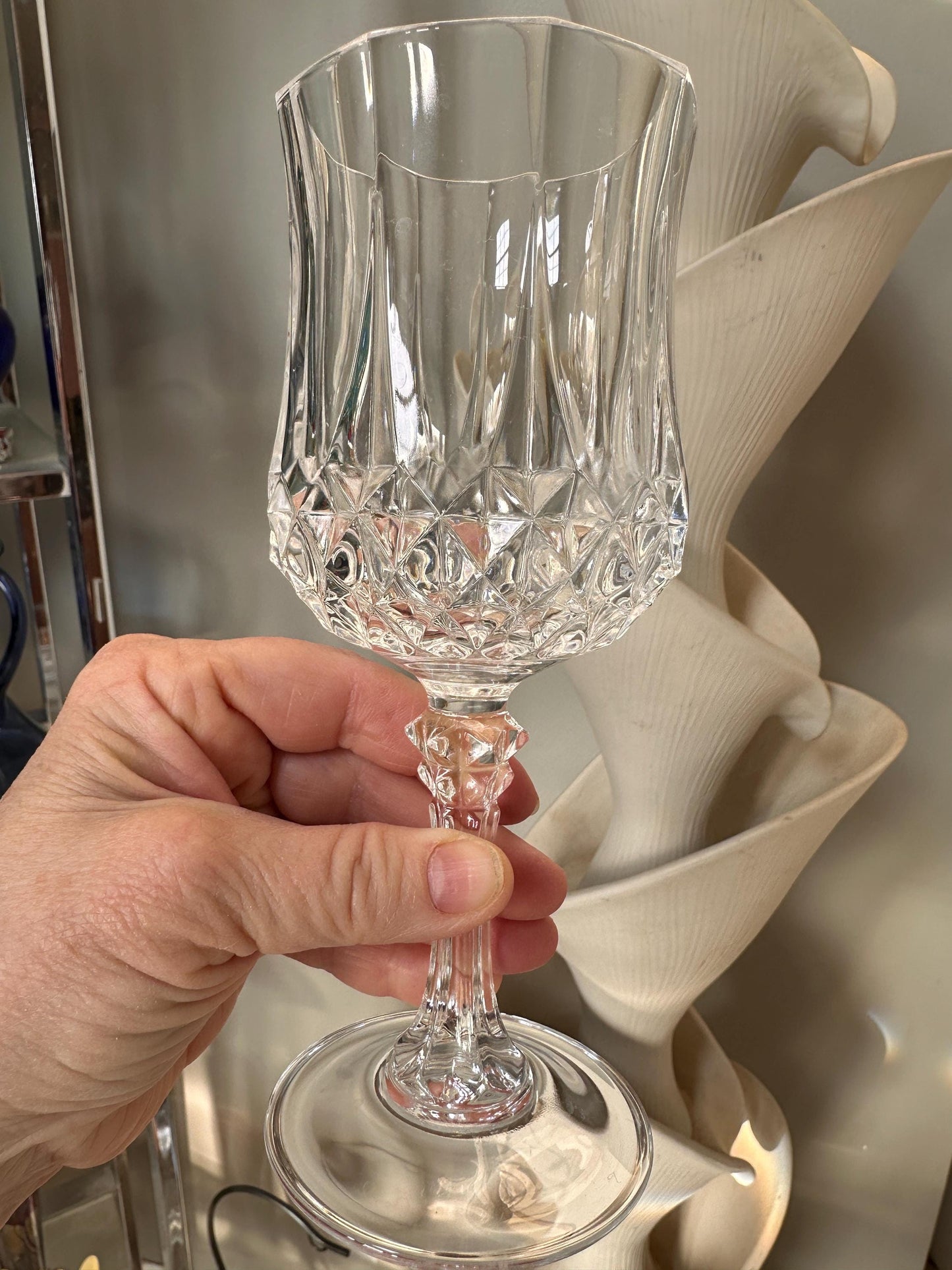 Vintage Cristal d’Arques Longchamp Crystal Wine Glasses – Set of 4 – French Crystal Stemware – 7.25” Tall