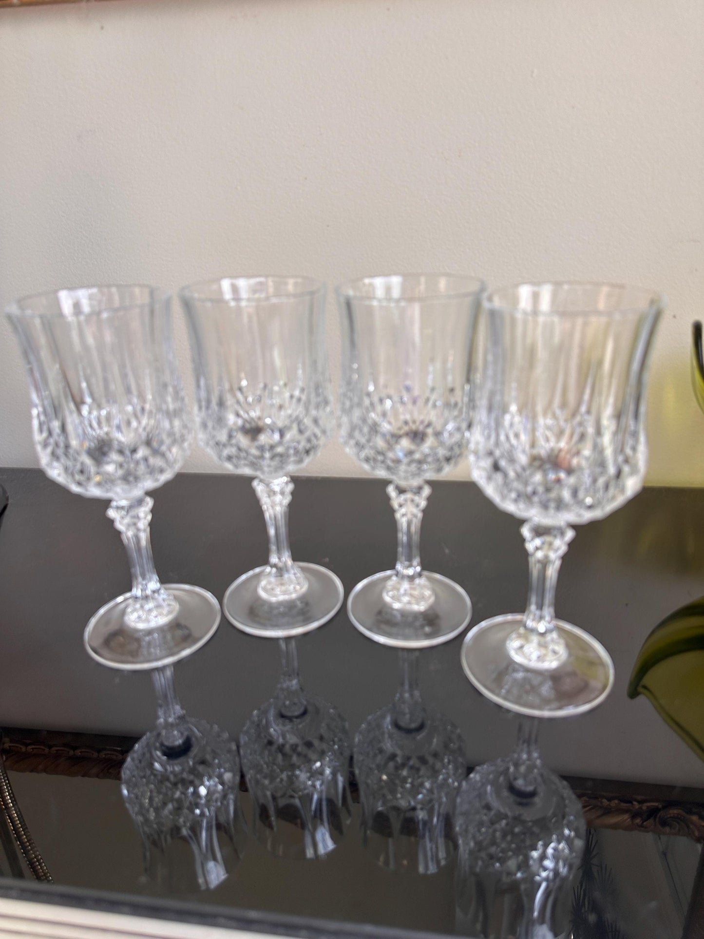 Vintage Cristal d’Arques Longchamp Crystal Wine Glasses – Set of 4 – French Crystal Stemware – 7.25” Tall
