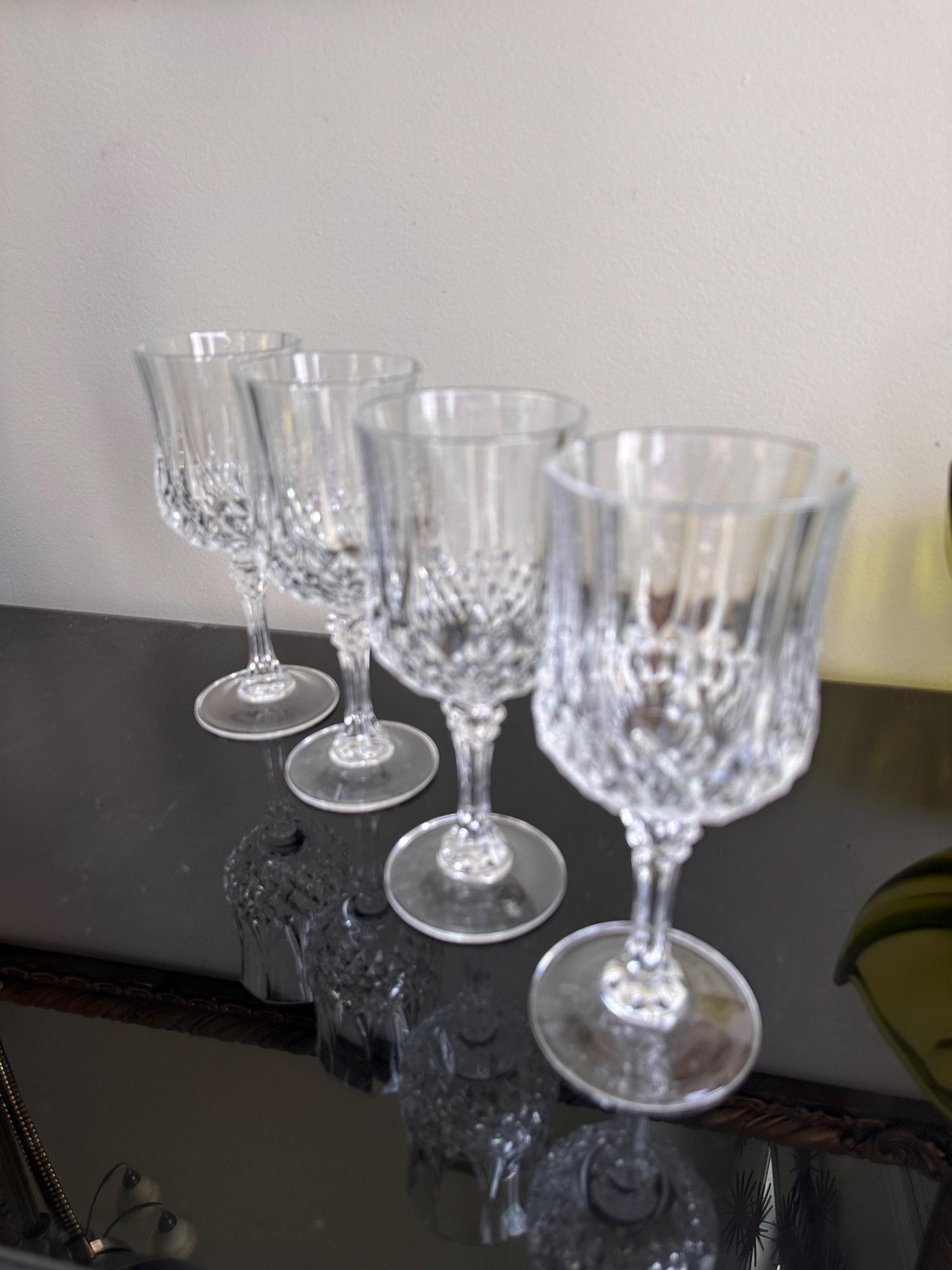 Vintage Cristal d’Arques Longchamp Crystal Wine Glasses – Set of 4 – French Crystal Stemware – 7.25” Tall