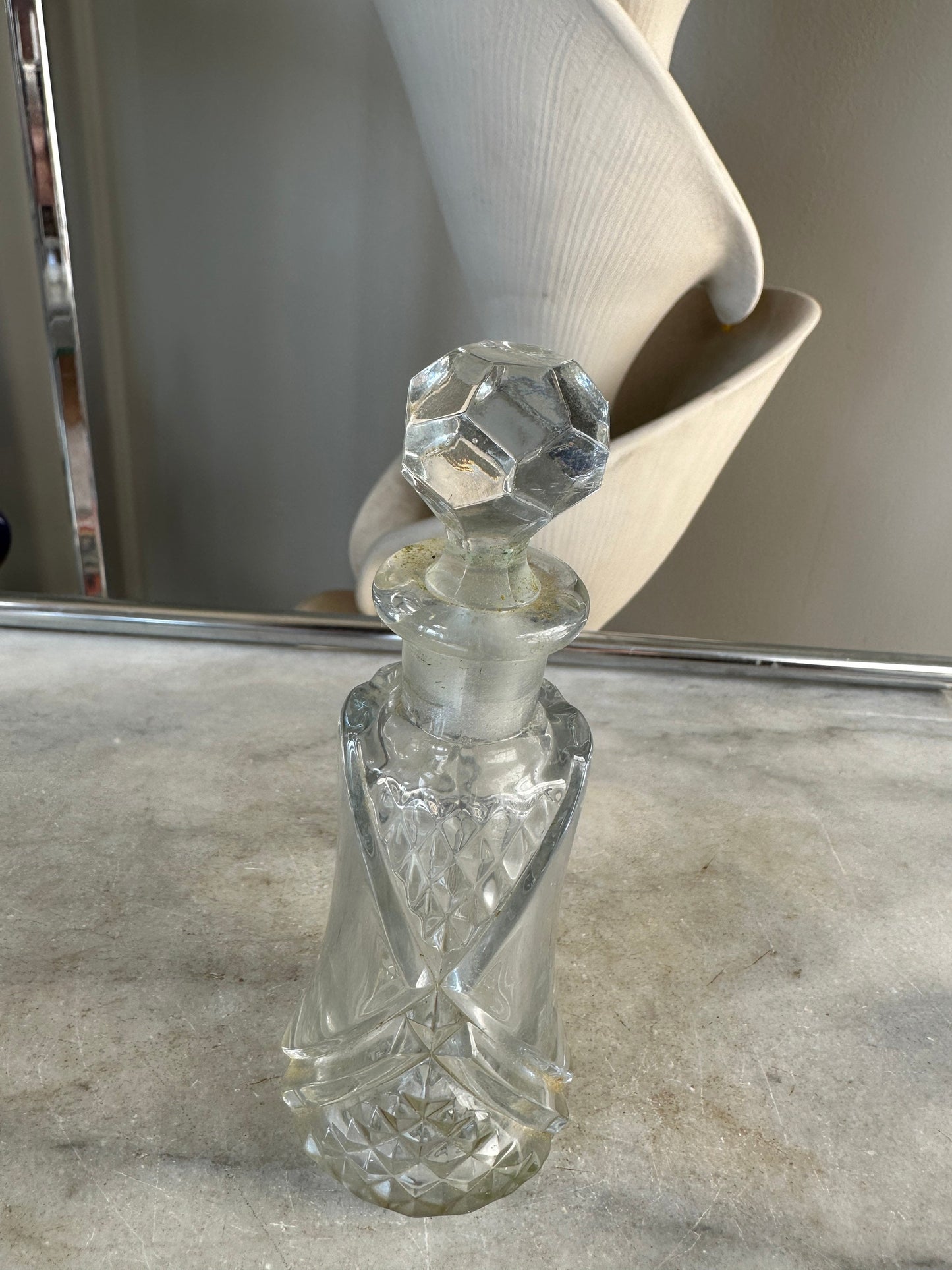 Vintage Perfume Bottle With Prism Stopper Gorgeous Display Exceptional Gift