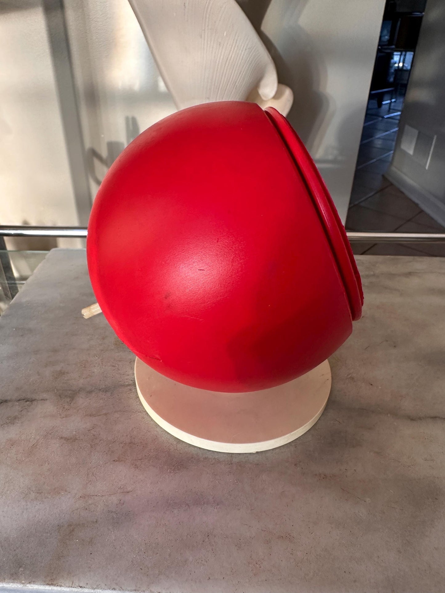 Vintage Disco Lite Red  Globe Strobe Lamp – Model 900 by Data Display Systems (1981)