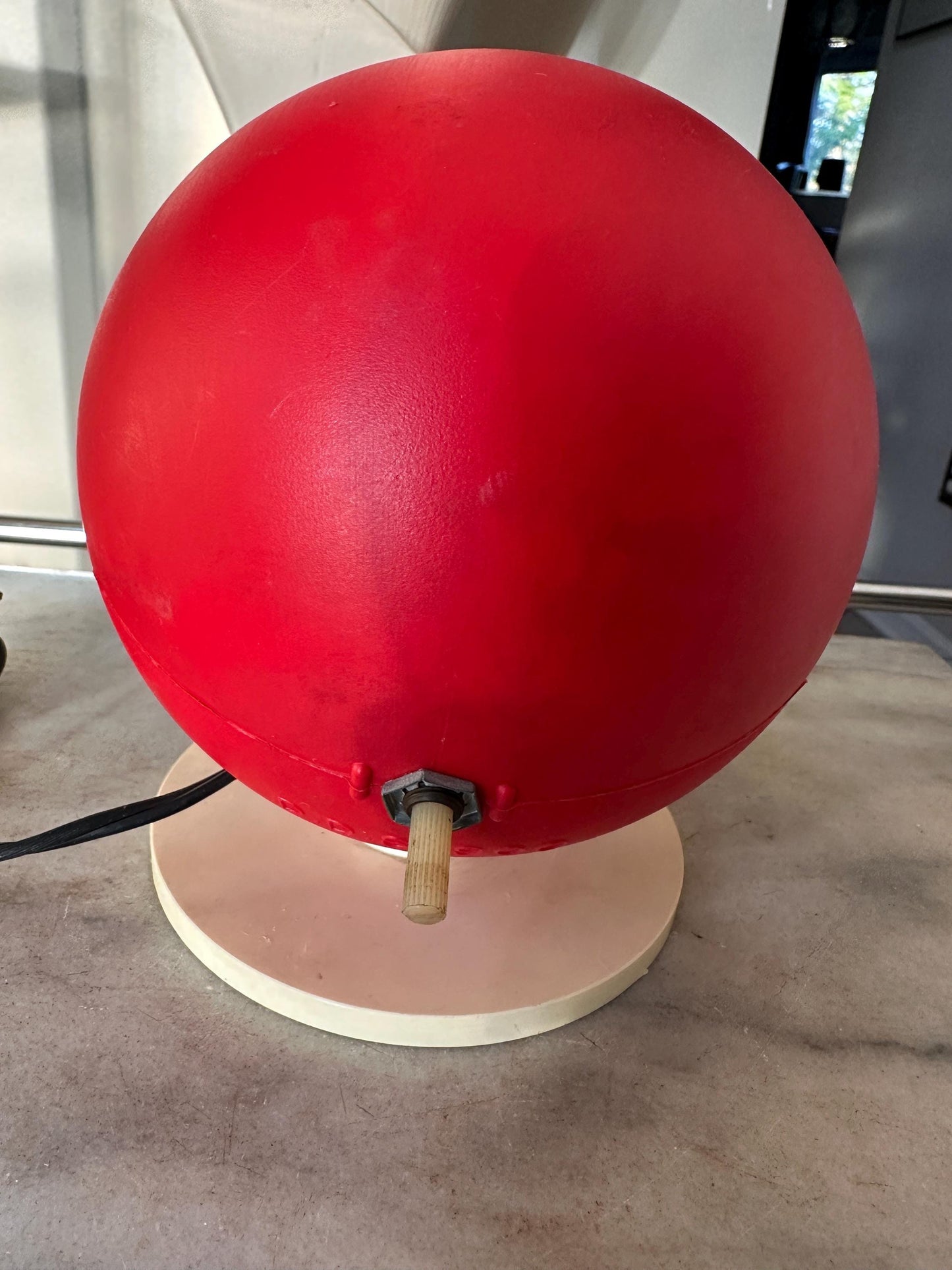 Vintage Disco Lite Red  Globe Strobe Lamp – Model 900 by Data Display Systems (1981)