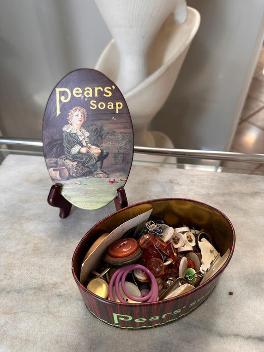 Vintage Pears’ Soap Tin Box with 100+ Vintage Buttons | 1960s–1980s Sewing Collection | Assorted Plastic, Celluloid & Craft Buttons | Retro