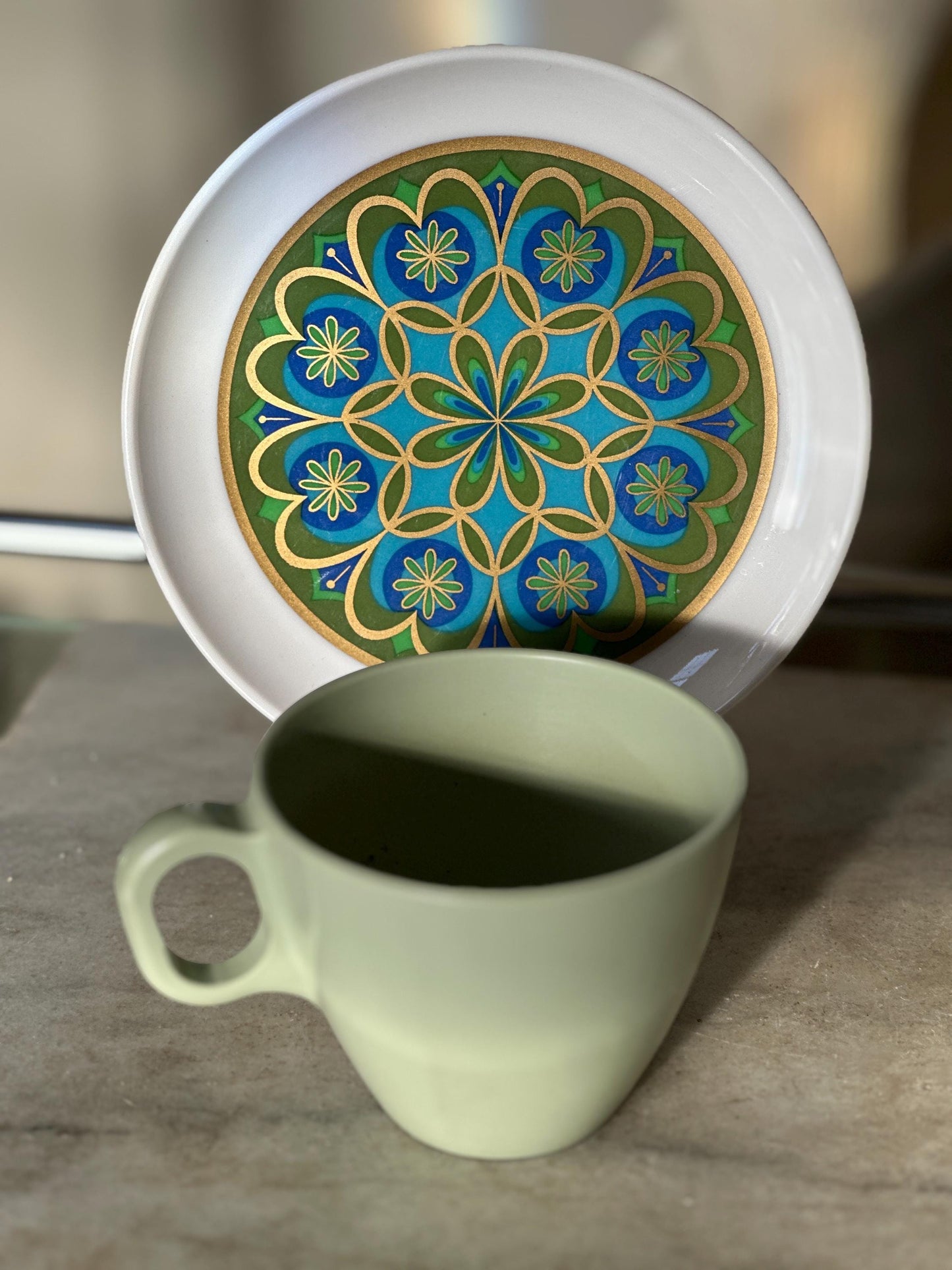 Vintage Sheffield Imperial Melamine Midnight Sun Plates & Boonton Coffee Cups Set | Mid-Century Modern 1960s Dinnerware | Groovy Retro Kitch
