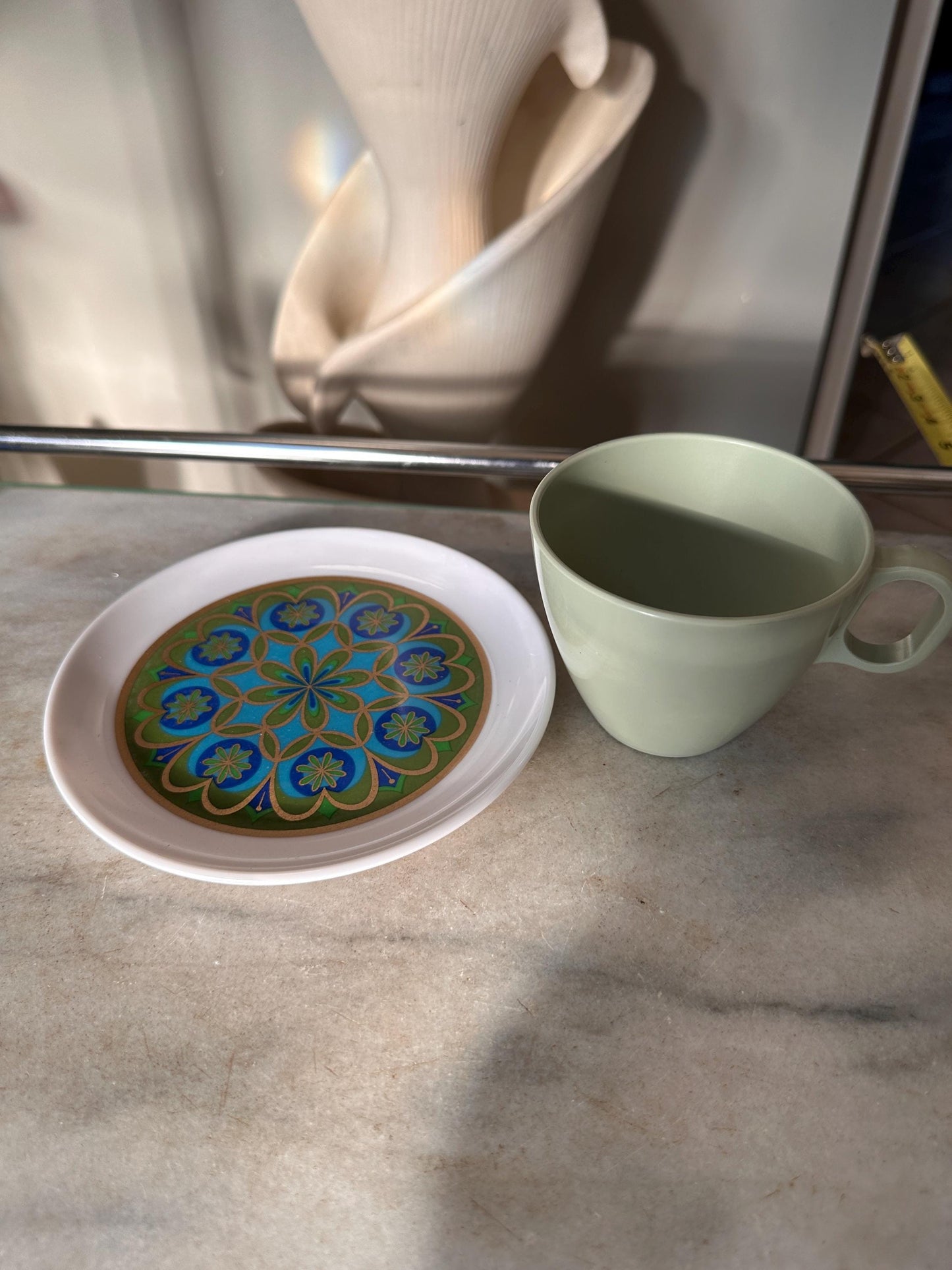 Vintage Sheffield Imperial Melamine Midnight Sun Plates & Boonton Coffee Cups Set | Mid-Century Modern 1960s Dinnerware | Groovy Retro Kitch
