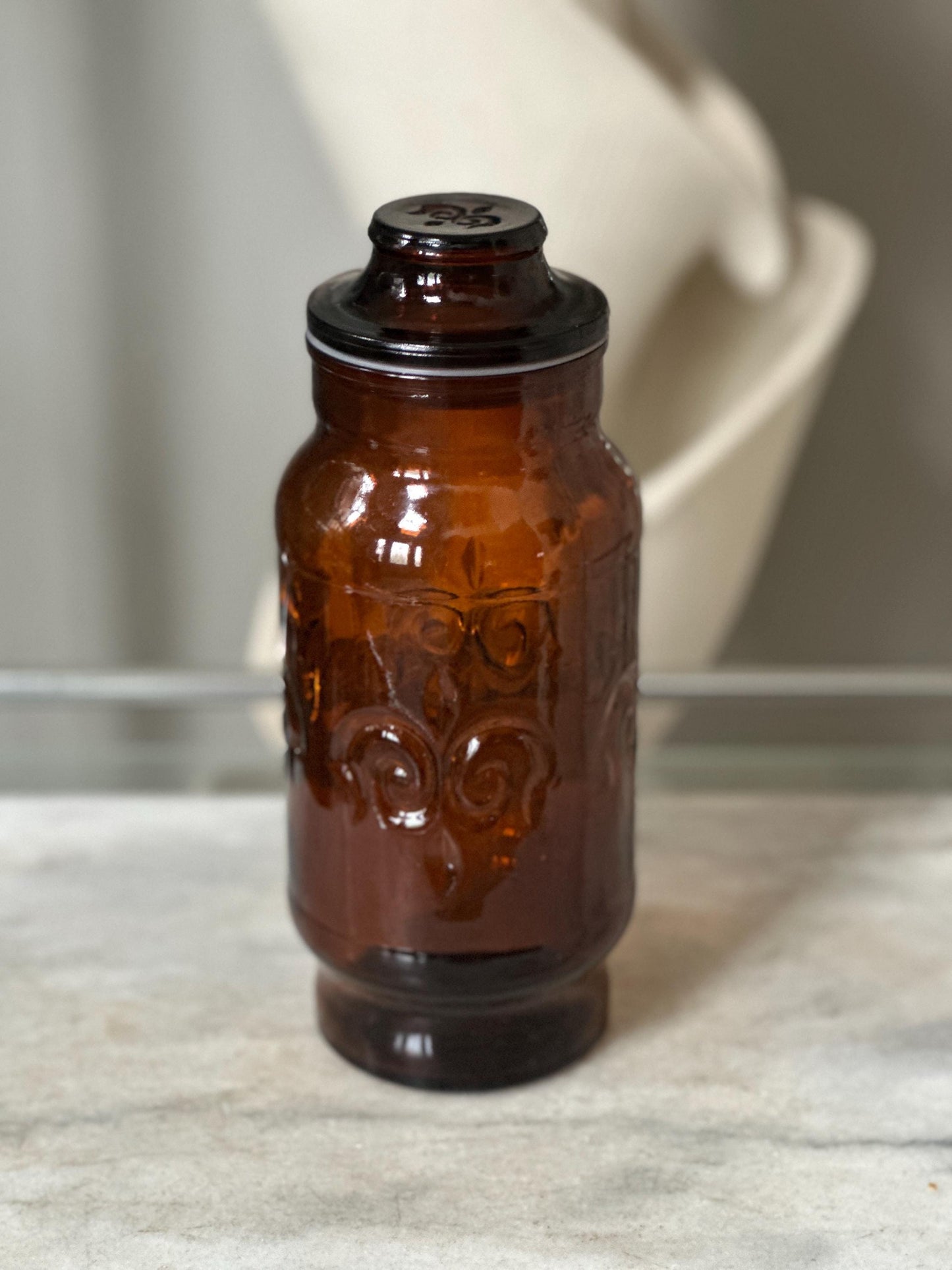 1970s Borden Cremora Amber Glass Canister: Fleur De Lis Apothecary Jar