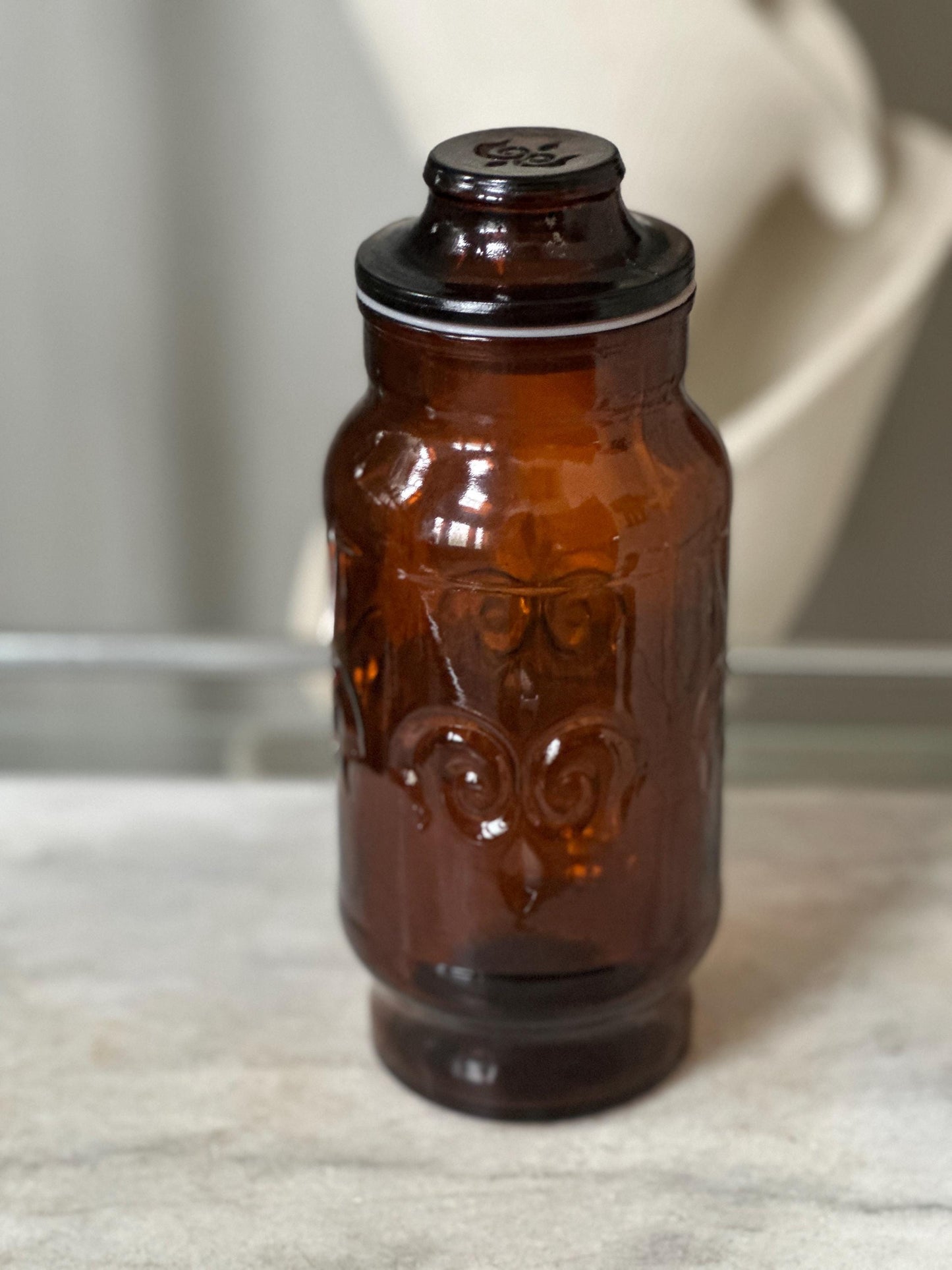 1970s Borden Cremora Amber Glass Canister: Fleur De Lis Apothecary Jar