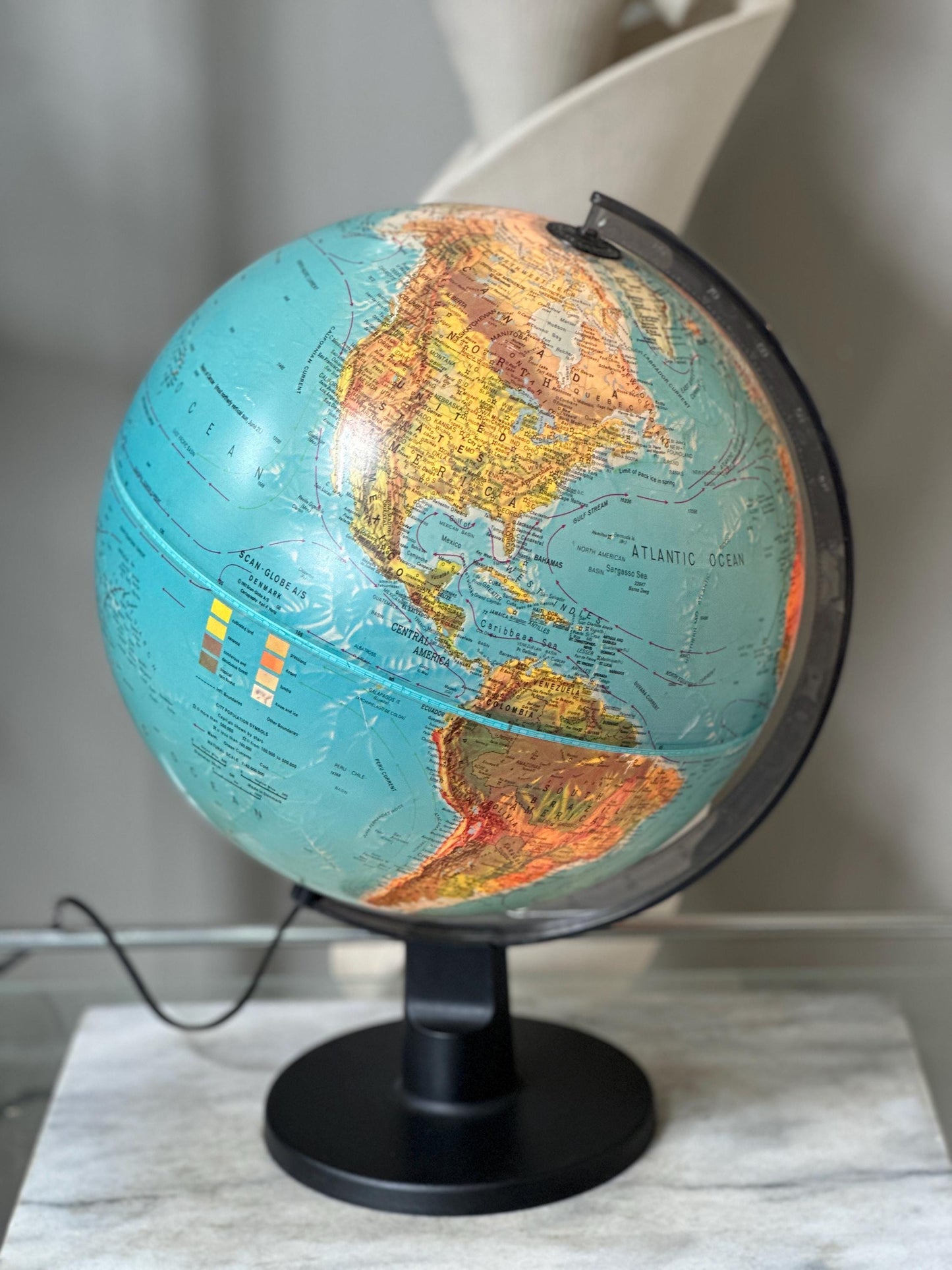 Vintage Scan (Denmark) Illuminated World Globe – 1970s Mid-Century Table Lamp Globe – Working Condition – USSR Era Cartography