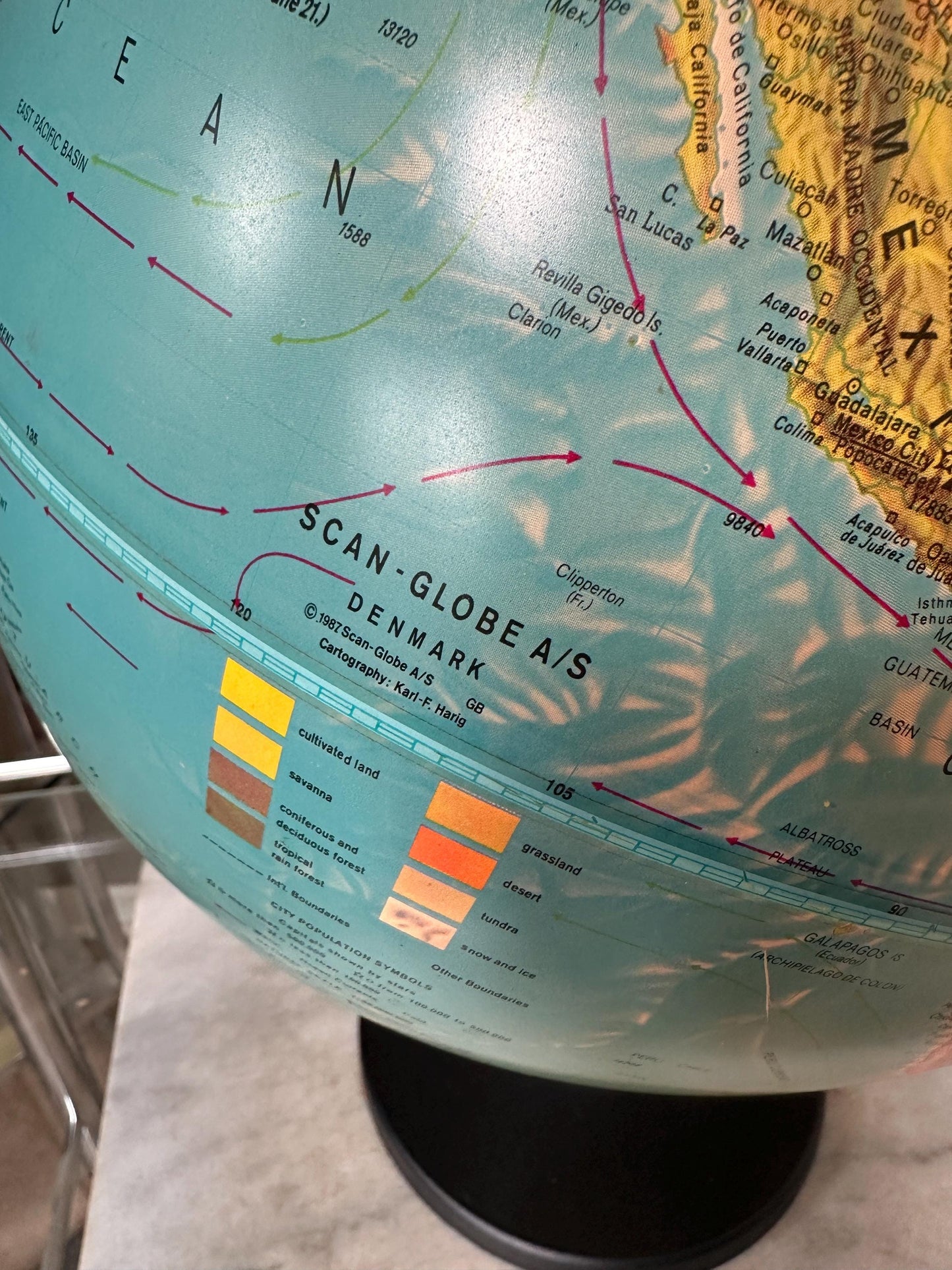 Vintage Scan (Denmark) Illuminated World Globe – 1970s Mid-Century Table Lamp Globe – Working Condition – USSR Era Cartography
