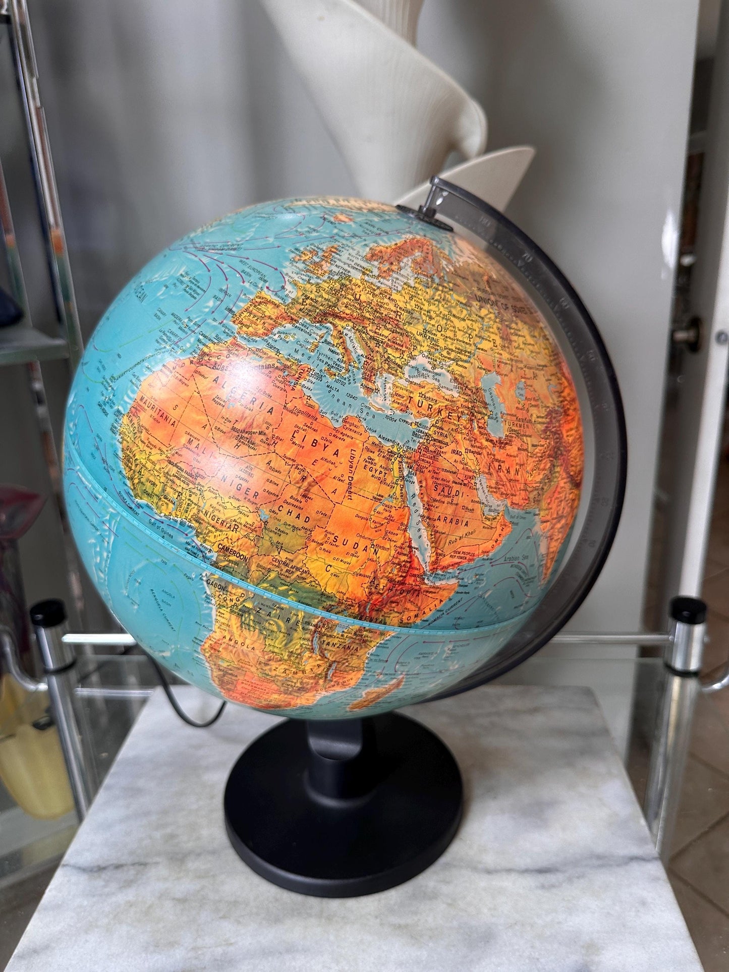 Vintage Scan (Denmark) Illuminated World Globe – 1970s Mid-Century Table Lamp Globe – Working Condition – USSR Era Cartography
