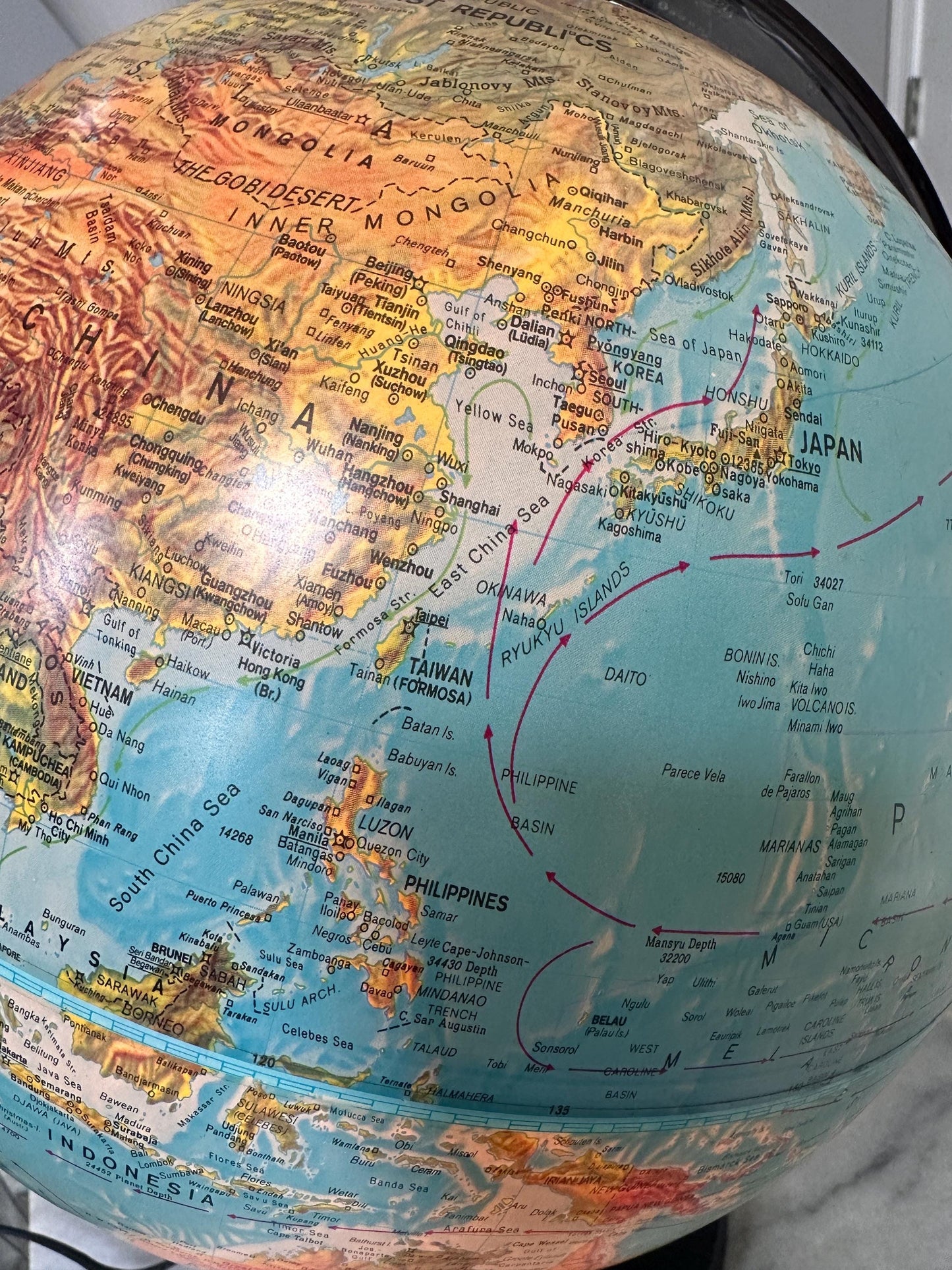 Vintage Scan (Denmark) Illuminated World Globe – 1970s Mid-Century Table Lamp Globe – Working Condition – USSR Era Cartography