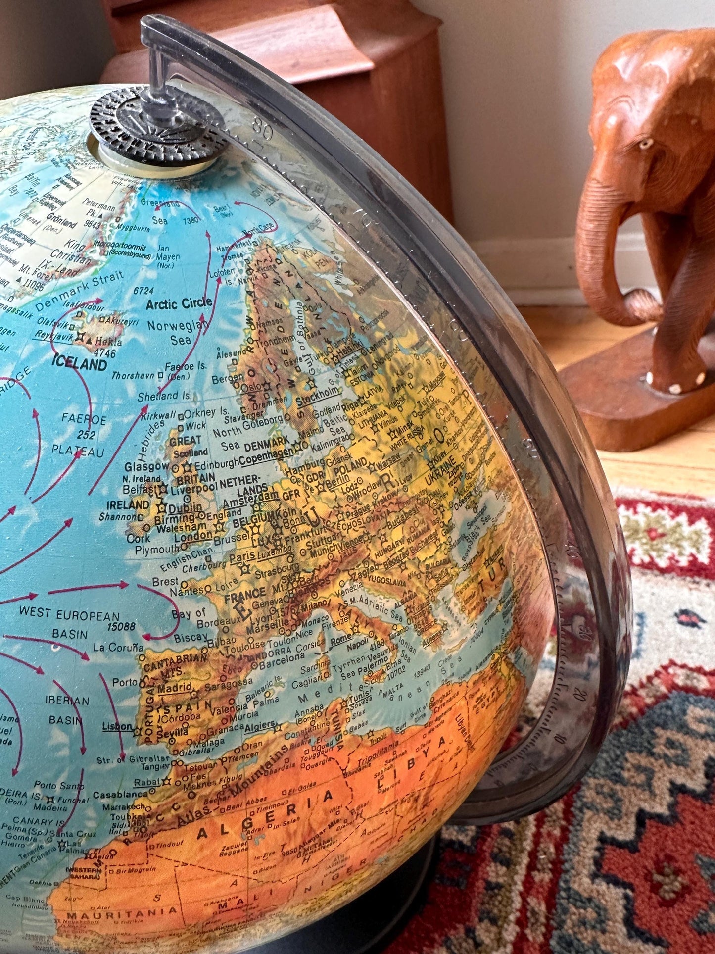 Vintage Scan (Denmark) Illuminated World Globe – 1970s Mid-Century Table Lamp Globe – Working Condition – USSR Era Cartography