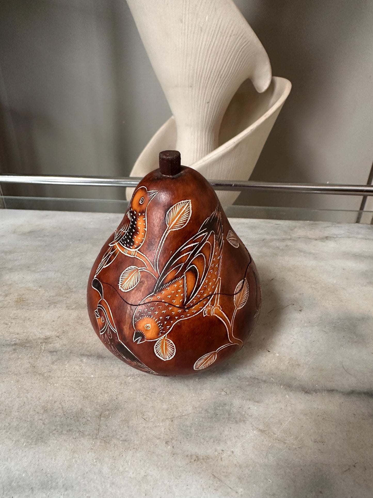 Peruvian Hand-Carved Gourd Box | Mate Burilado Folk Art Trinket Container | Pyrography & Etched Birds and Botanical Design