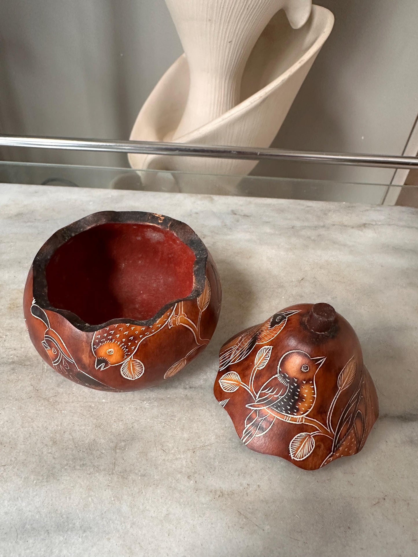 Peruvian Hand-Carved Gourd Box | Mate Burilado Folk Art Trinket Container | Pyrography & Etched Birds and Botanical Design