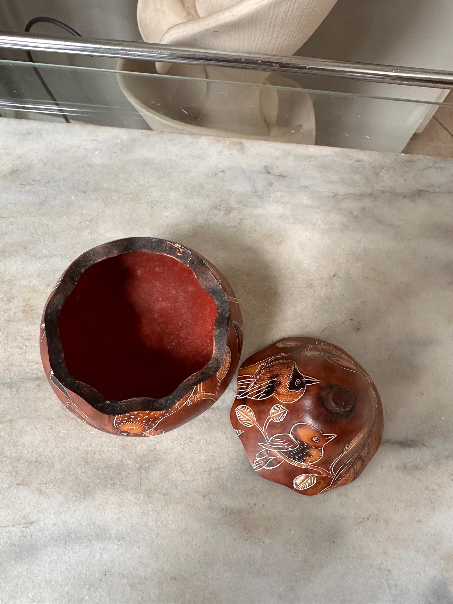 Peruvian Hand-Carved Gourd Box | Mate Burilado Folk Art Trinket Container | Pyrography & Etched Birds and Botanical Design