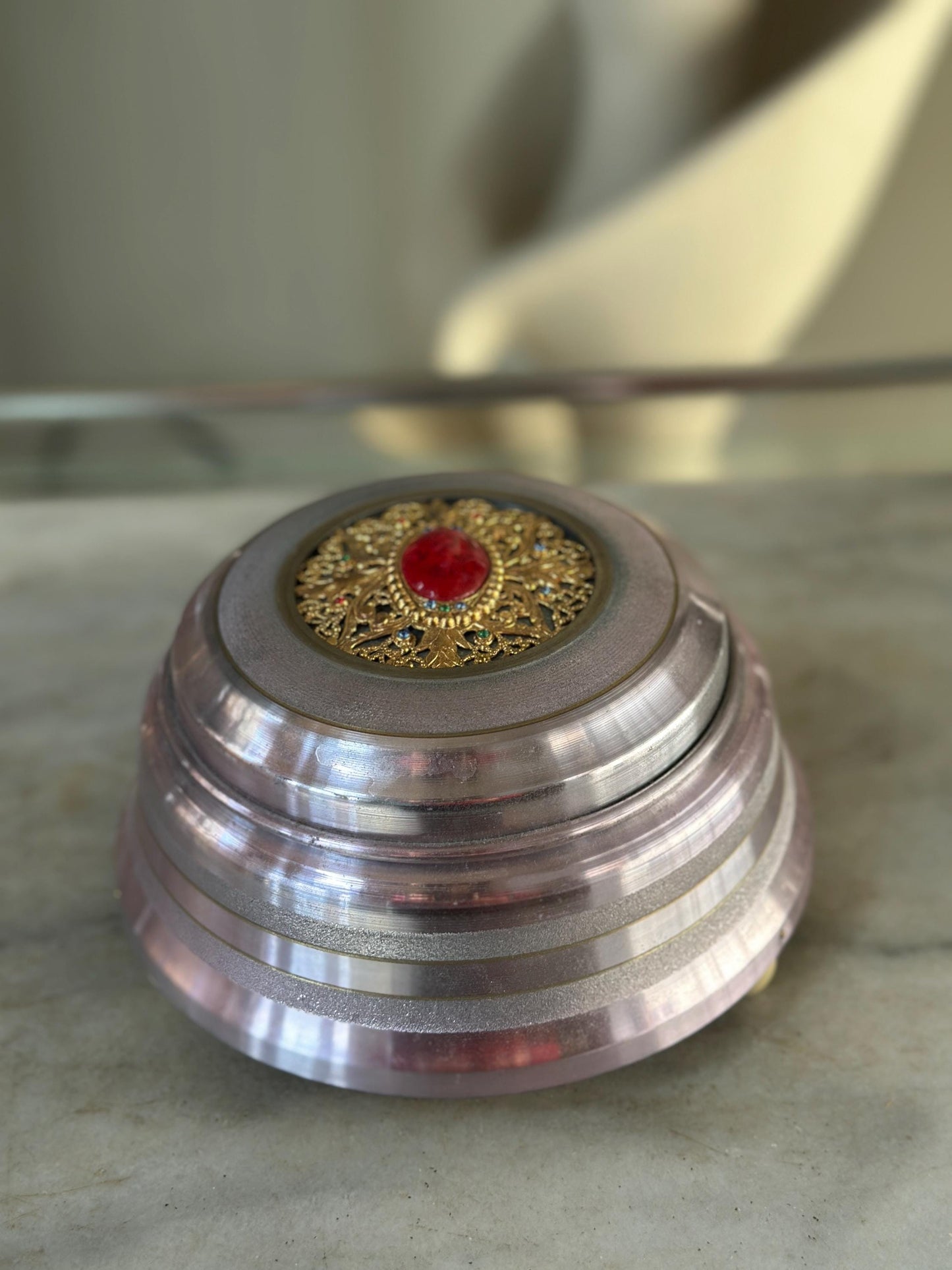 Vintage Powder Puff Music Box – Beehive Style, Plays Stardust, Pearl Appliqué Lid