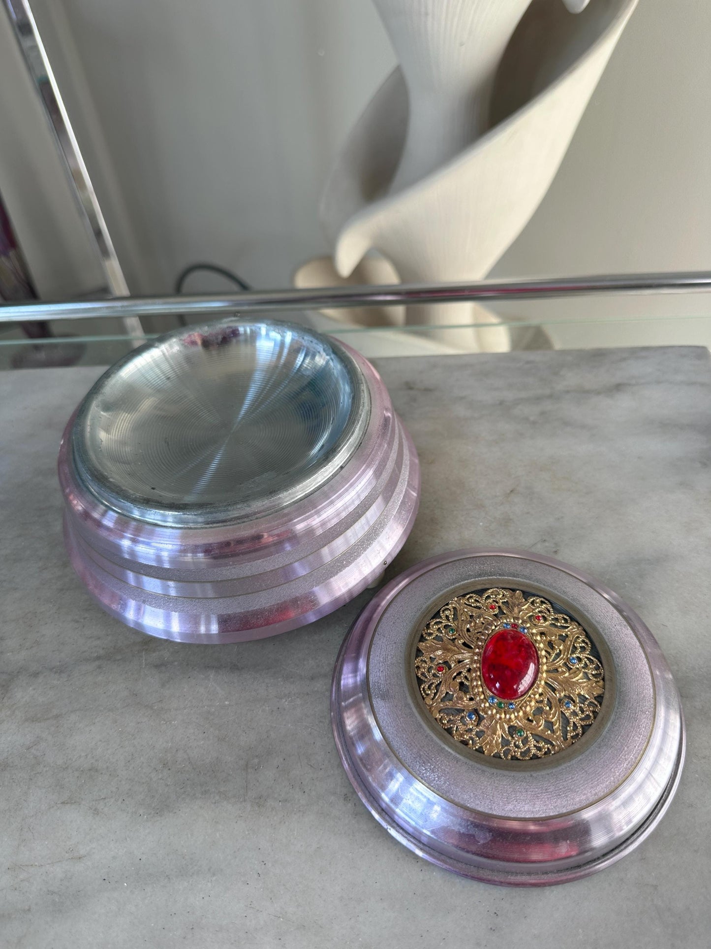 Vintage Powder Puff Music Box – Beehive Style, Plays Stardust, Pearl Appliqué Lid