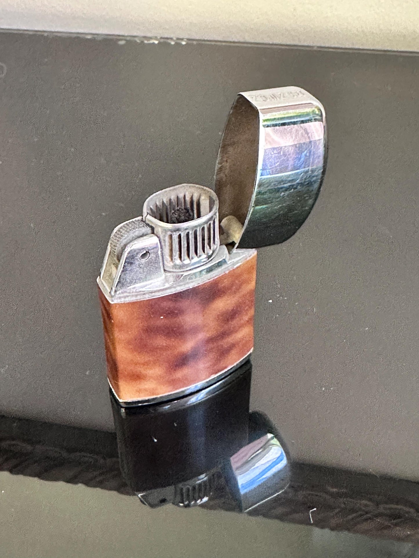 Vintage 1950s Ronson Windlite Lighter | Faux Wood & Chrome | Mid Century Windproof Outdoor Lighter | Retro Smoking Accessory Collectible