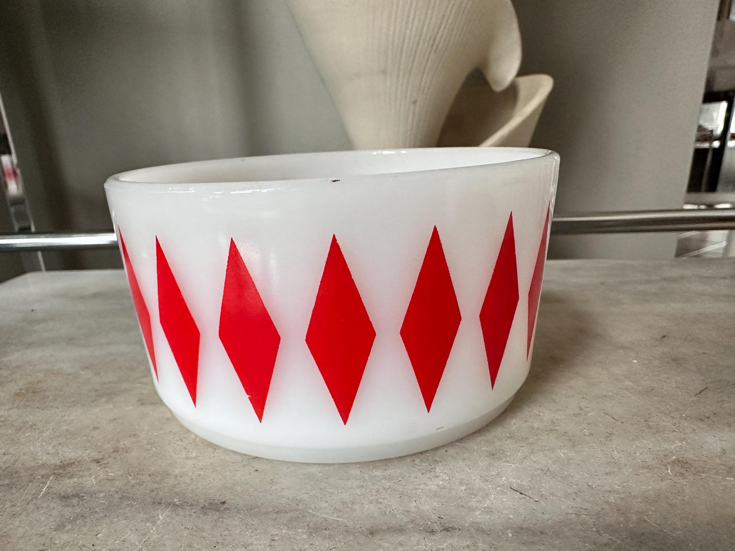 Vintage Fire-King Harlequin Diamond Milk Glass Bowl - Red – Stackable Retro Kitchenware