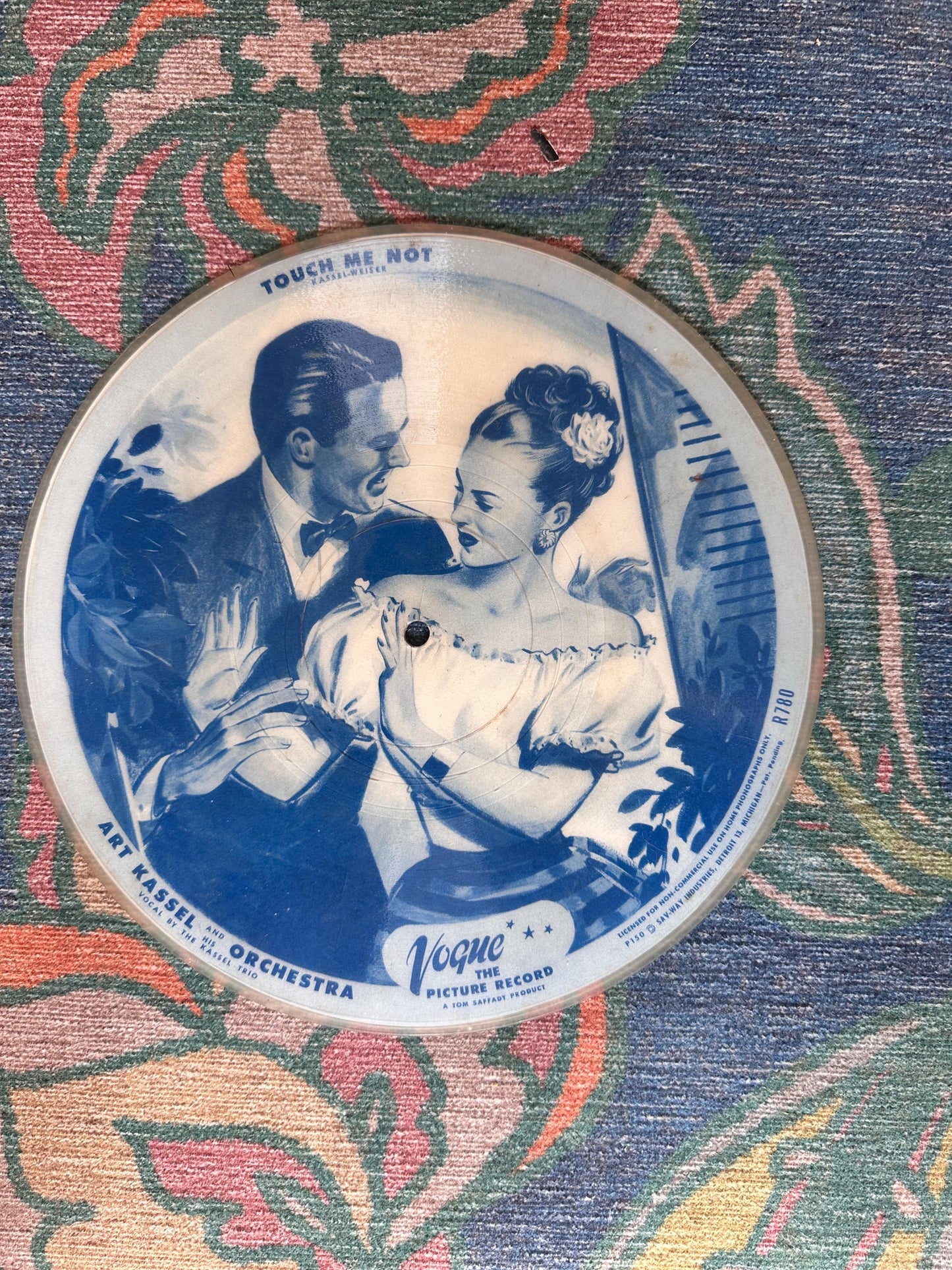 Art Kassel Vogue Picture Record R780 – Mid-Century Big Band Vinyl (10” 78 RPM)