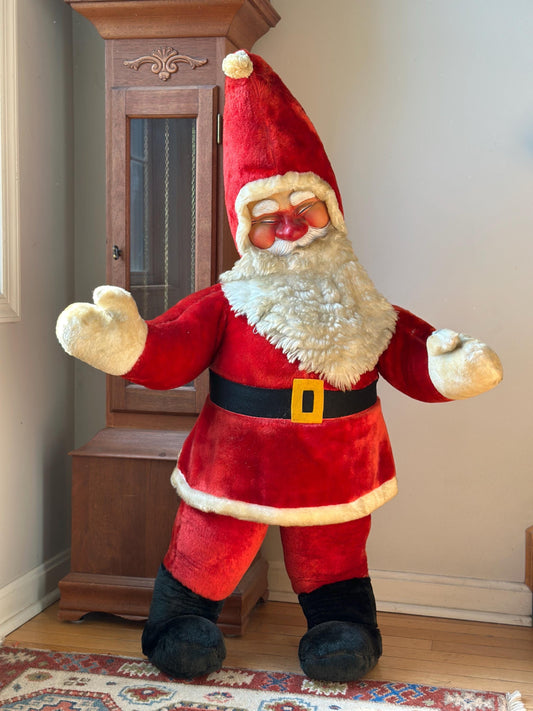 Jumbo Vintage Santa Plush Doll – 48” Retro Christmas Decoration, Plastic Face, Closed Eyes