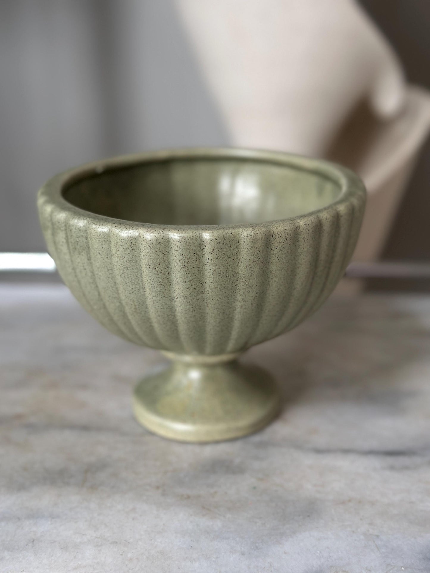 Haeger USA Pedestal Footed Ribbed Pot Planter Green Art Pottery 5” Matte Finish