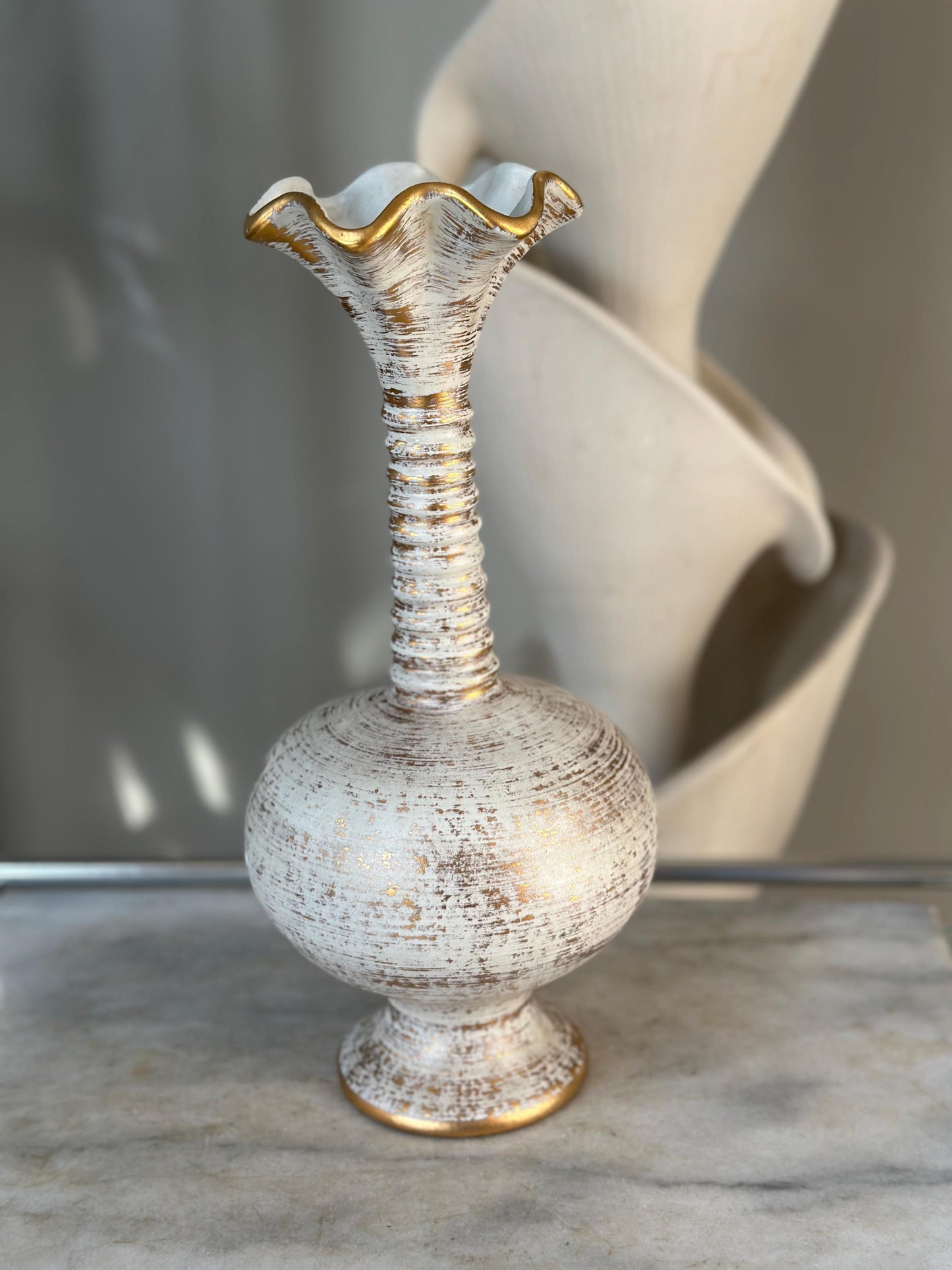 Vintage Haeger–Stangl Collaboration Vase #4043 | Ribbed Neck, Scalloped Rim | Mid-Century Pottery