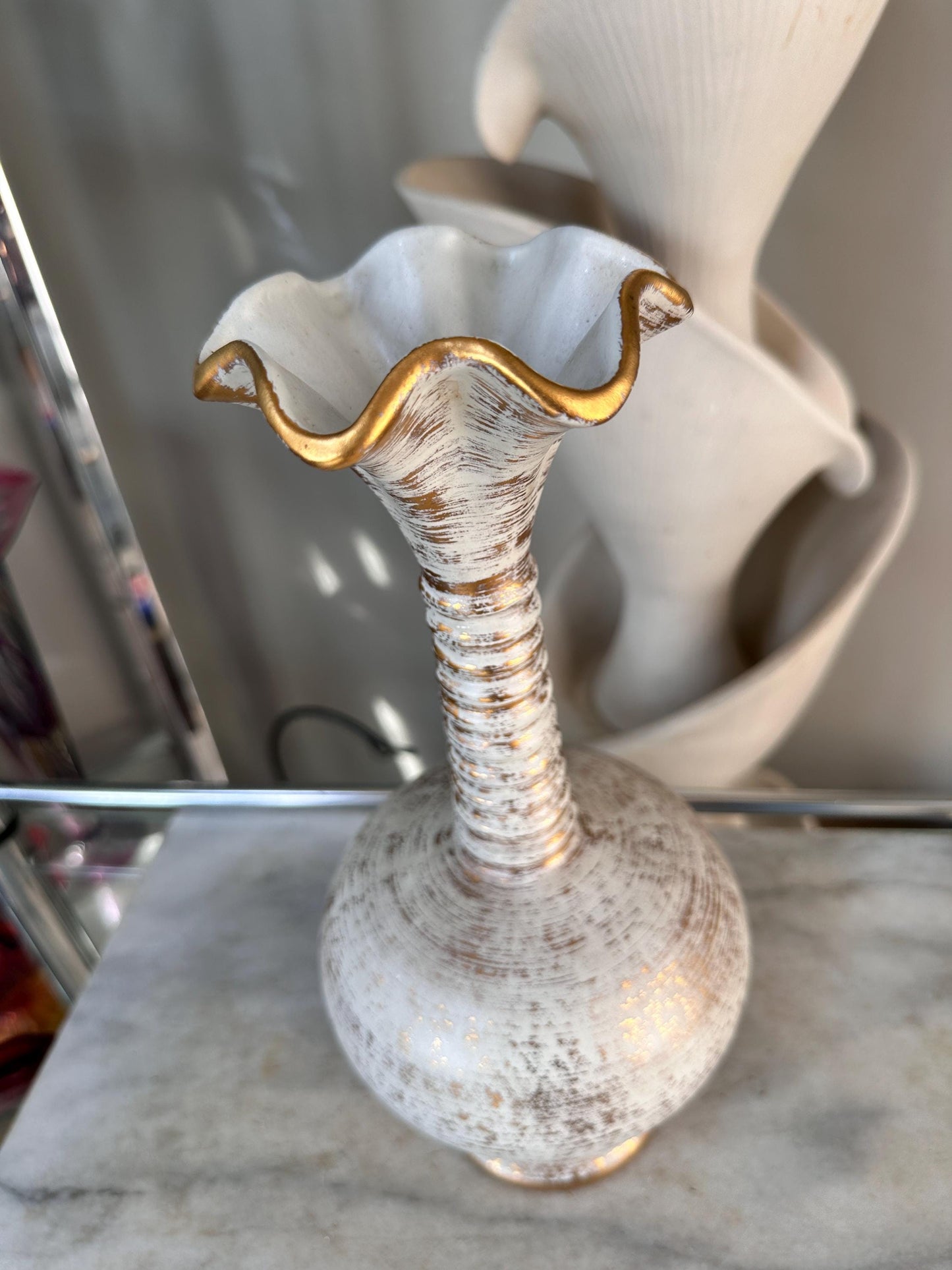 Vintage Haeger–Stangl Collaboration Vase #4043 | Ribbed Neck, Scalloped Rim | Mid-Century Pottery