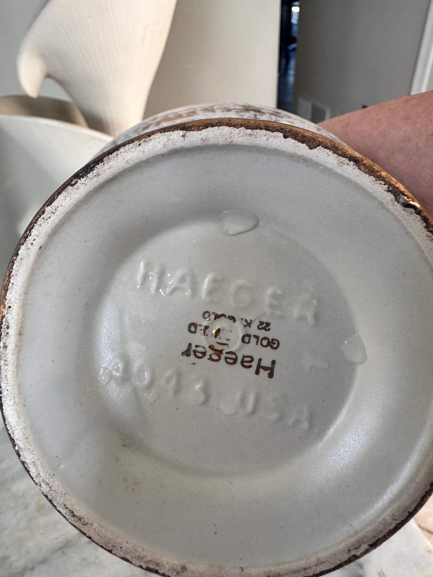 Vintage Haeger–Stangl Collaboration Vase #4043 | Ribbed Neck, Scalloped Rim | Mid-Century Pottery